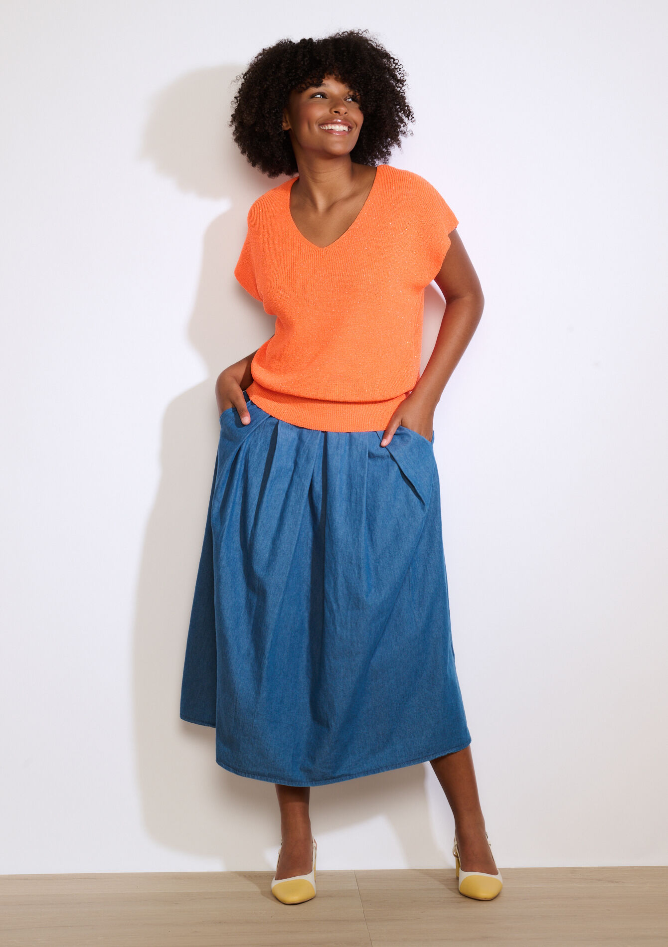 Mouwloze top in fijne knit - FLUO ORANGE - 04006992_1242
