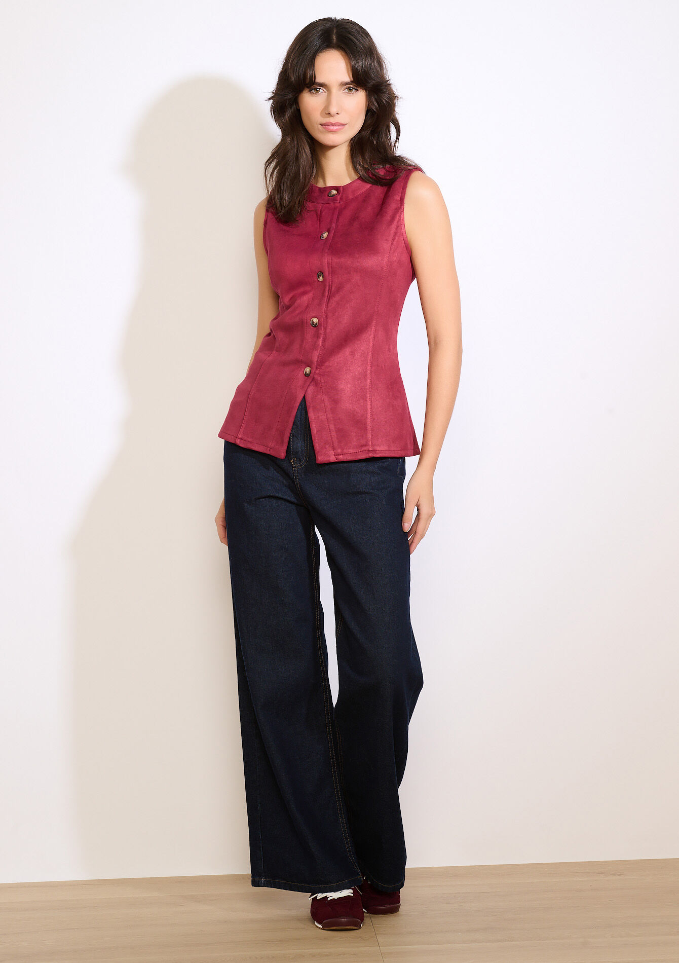 Mouwloze jas met knopen, Mouwloze jas met knopen - BORDEAUX WINE - 09001511_5514