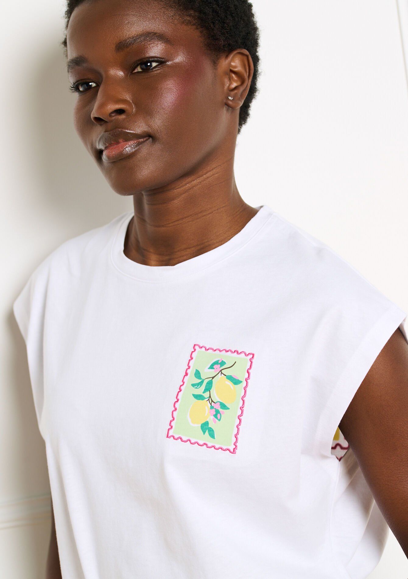 Mouwloze t-shirt met zomerprint - OPTICAL WHITE - 02301957_1019