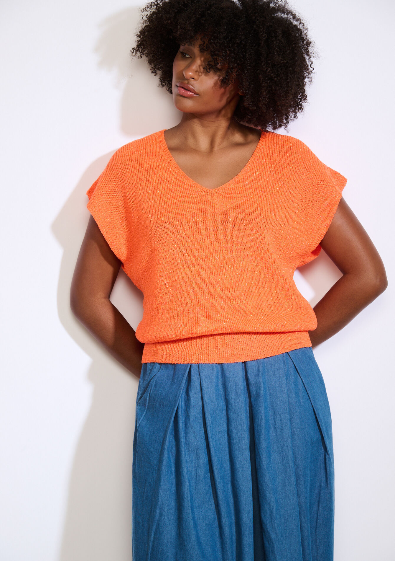 Mouwloze top in fijne knit - FLUO ORANGE - 04006992_1242
