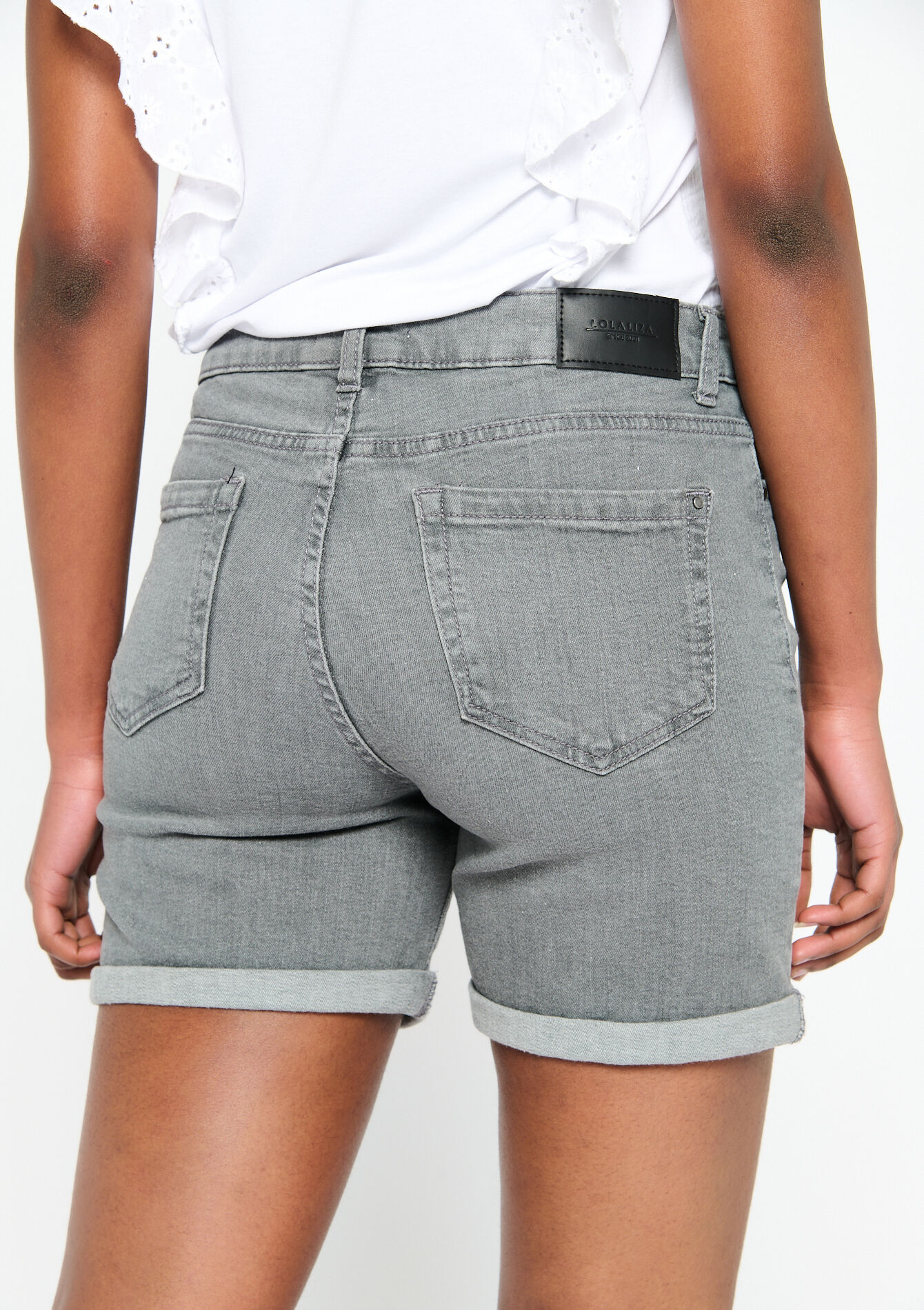 Short - MEDIUM GREY - 22000340_0512