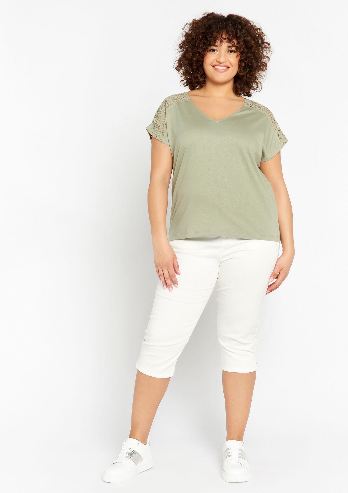 T-shirt met V-hals - KHAKI MED - 02301341_4327