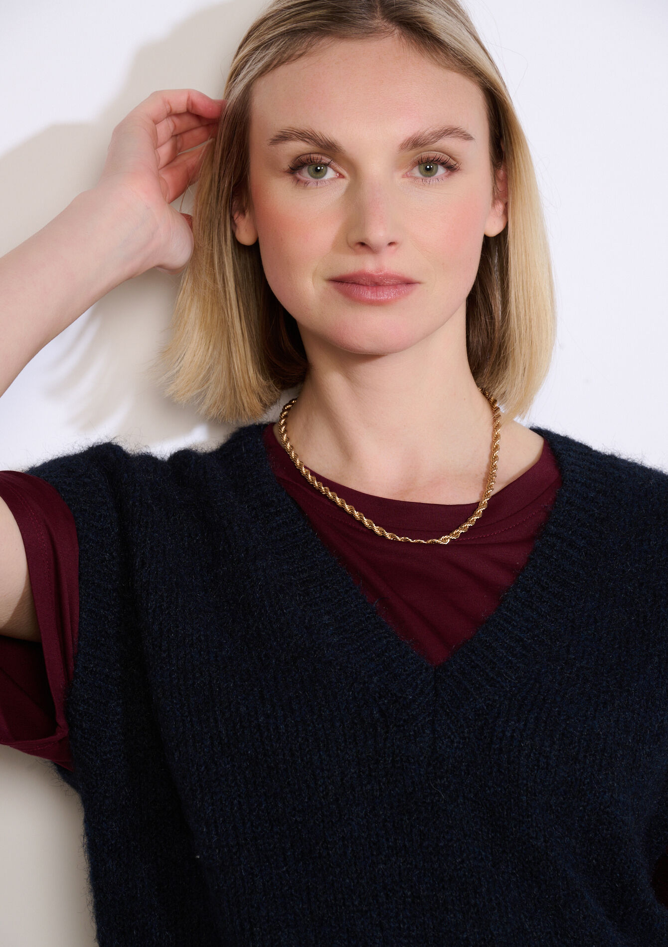 Mouwloze V-hals trui - NAVY BASIC - 04007196_2723