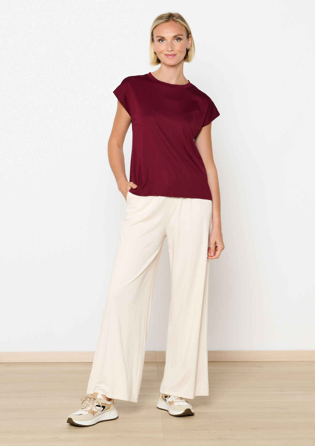 T-shirt met korte mouwen, T-shirt met korte mouwen - BORDEAU WINE - 02301683_1467