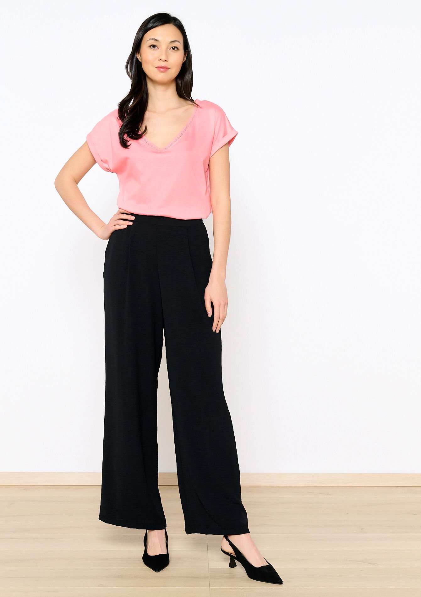 Basic T-shirt met V-hals, Basic T-shirt met V-hals - CORAL BRIGHT - 02301518_2007