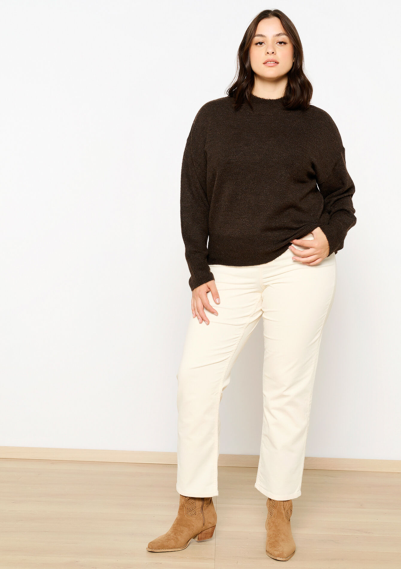 Basic trui met ronde hals, Basic trui met ronde hals - BROWN DARK CHOCOLATE - 04006525_3720