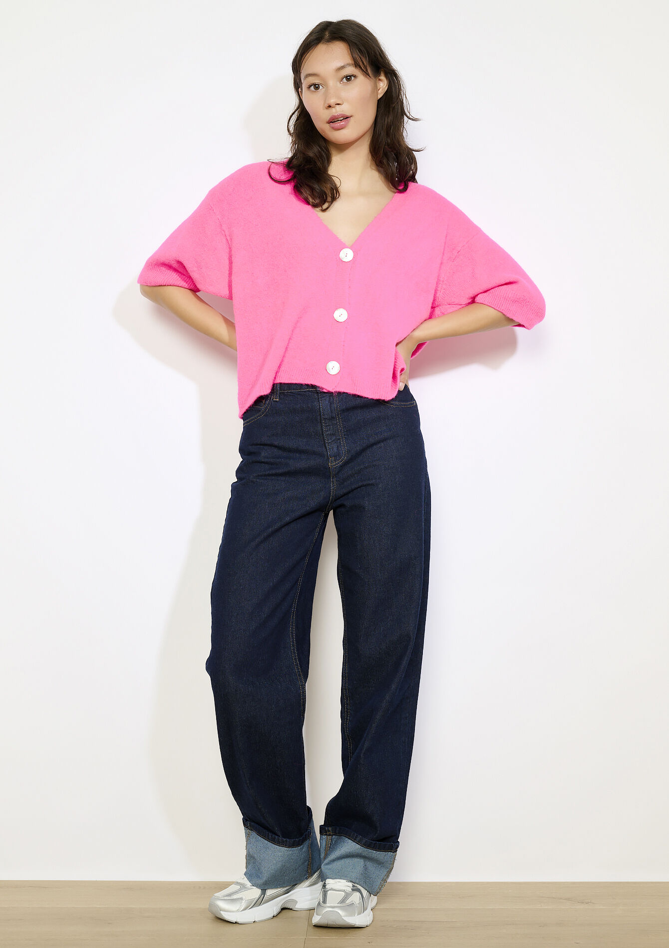 Cropped cardigan with bold buttons, Cropped cardigan with bold buttons - FUCHSIA - 04101356_5626