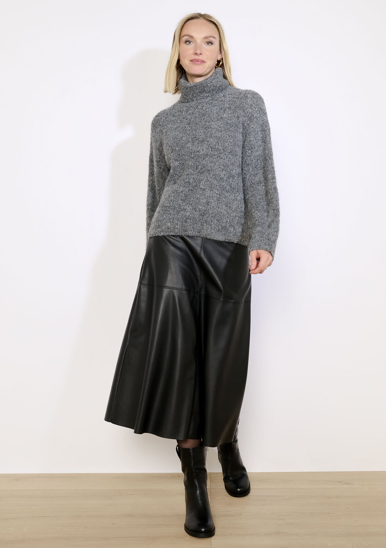 Soft knit turtleneck sweater, Soft knit turtleneck sweater - MED GREY - 04101415_2573