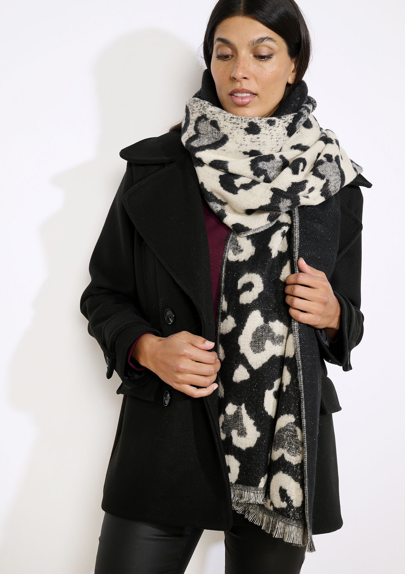 Sjaal met luipaardmotief, Sjaal met luipaardmotief - OFFWHITE - 17101388_1001