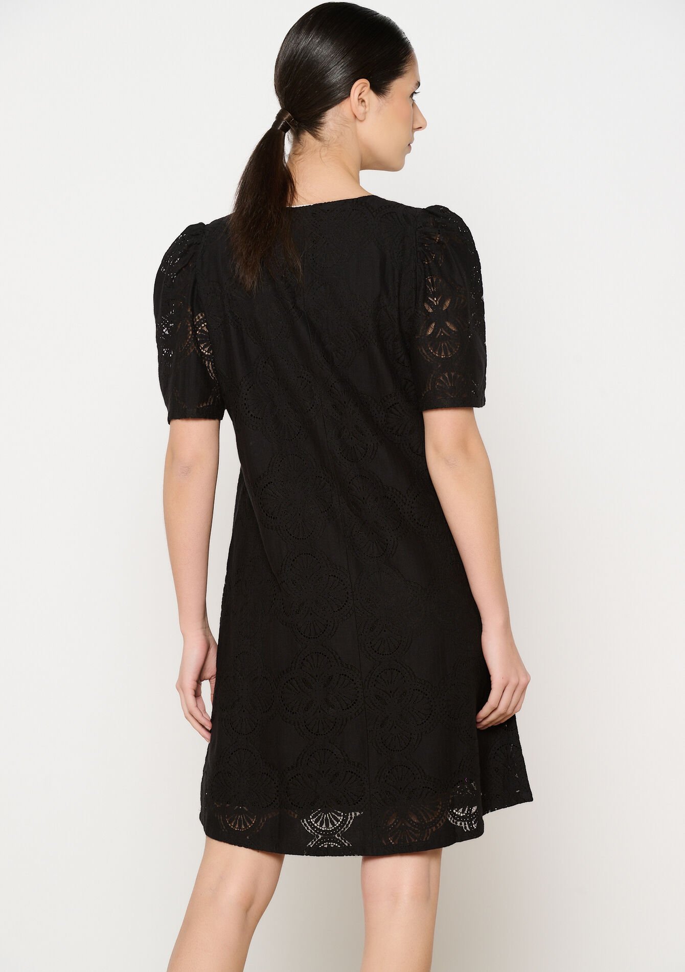 Korte jurk in broderie anglaise, Korte jurk in broderie anglaise - BLACK - 08103886