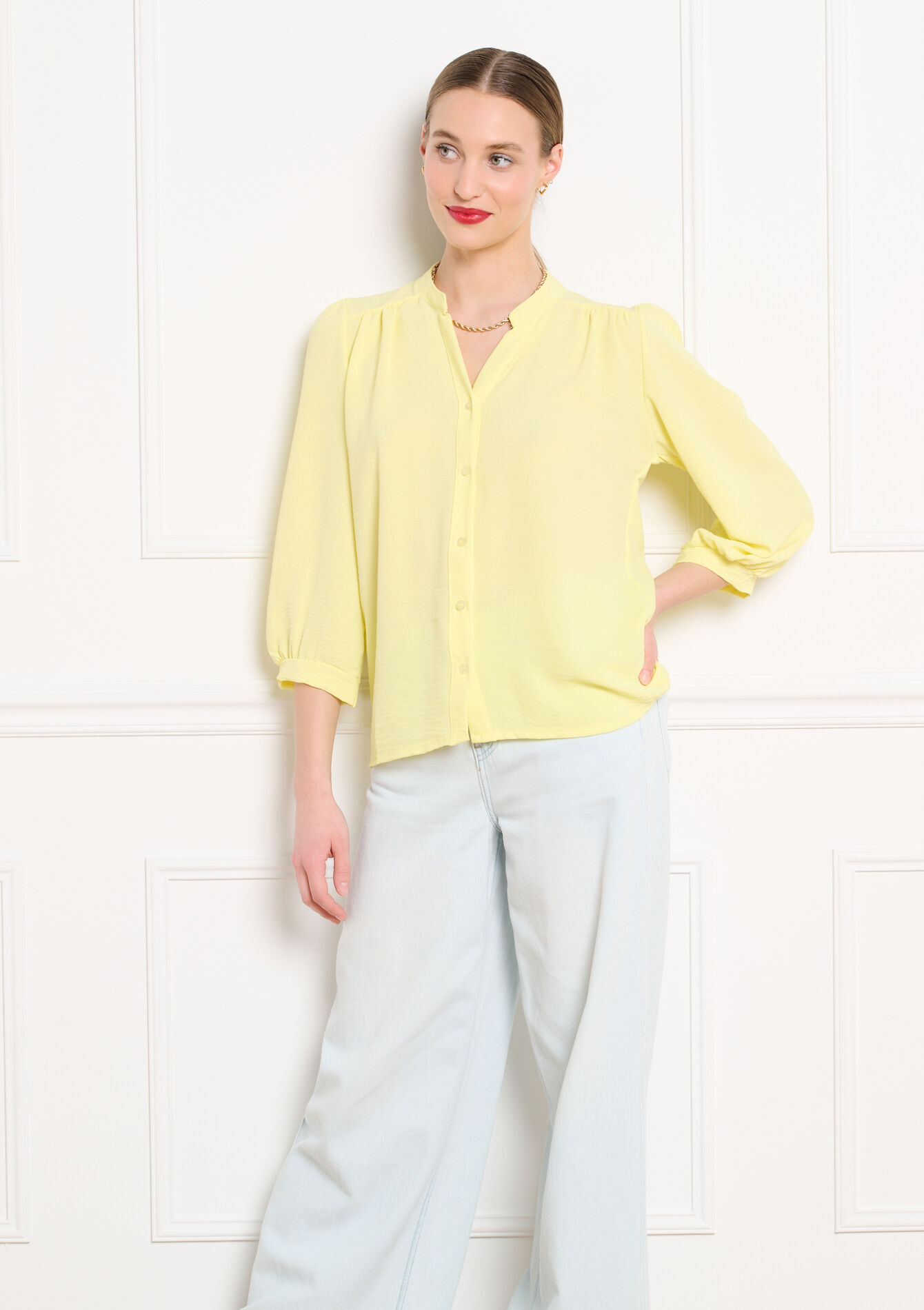 Vloeiende blouse met V-hals, Vloeiende blouse met V-hals - YELLOW PASTEL - 05703042_5004