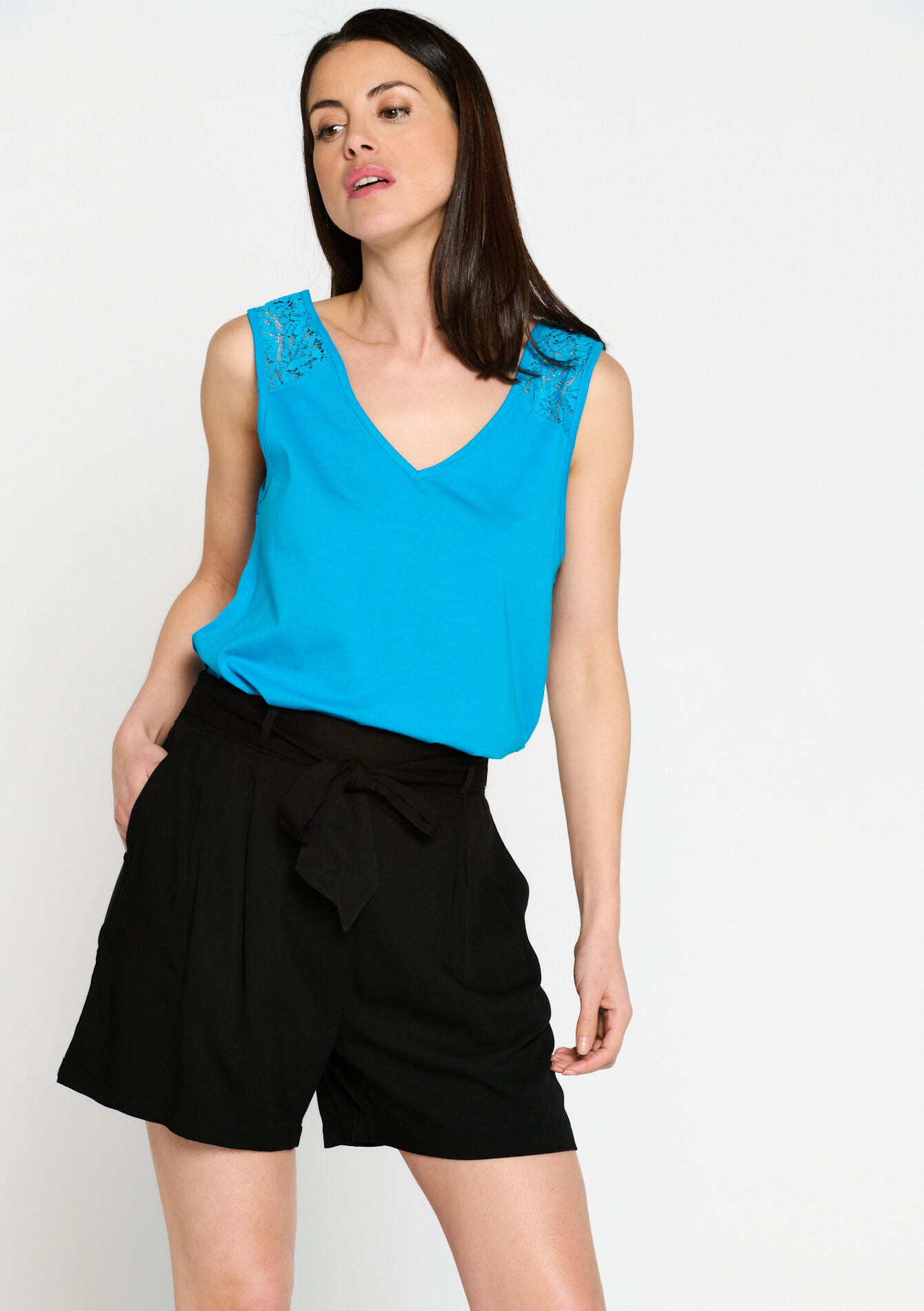 Loose shorts with belt, Loose shorts with belt - BLACK - 06100490_1119