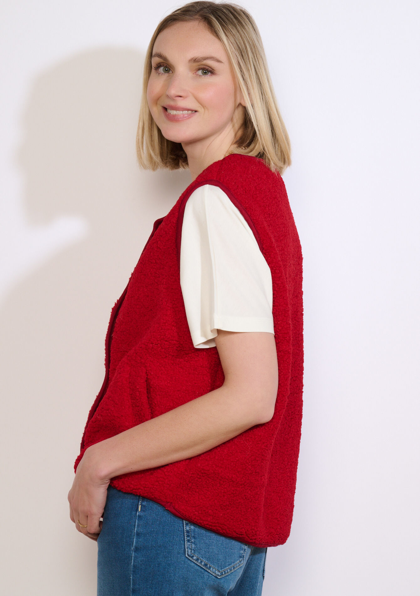 Mouwloos vest met textuur - RED LOLLIPOP - 09001527_5301