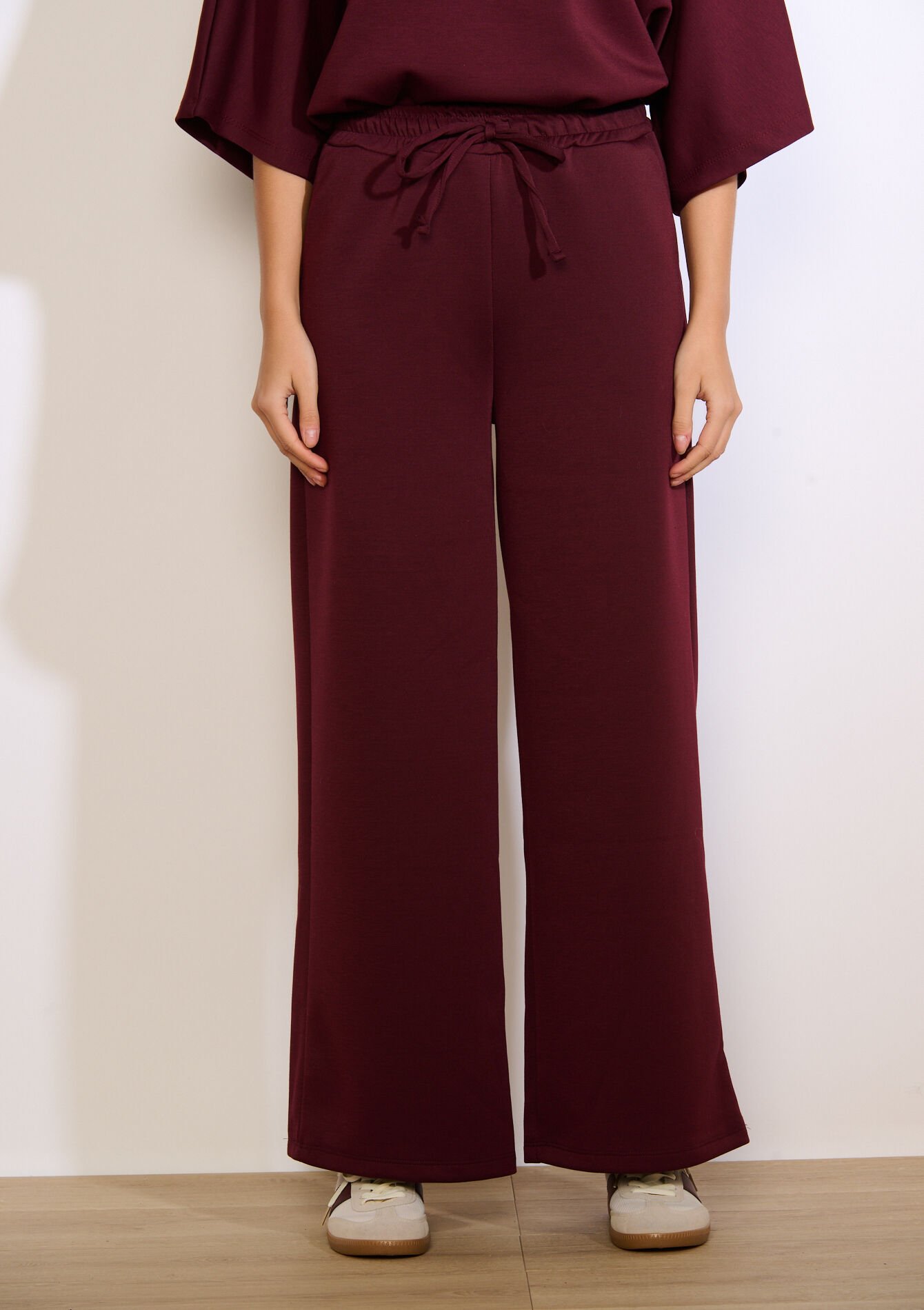 Relaxed wide-leg trousers - BORDEAUX WINE - 15100401_5514