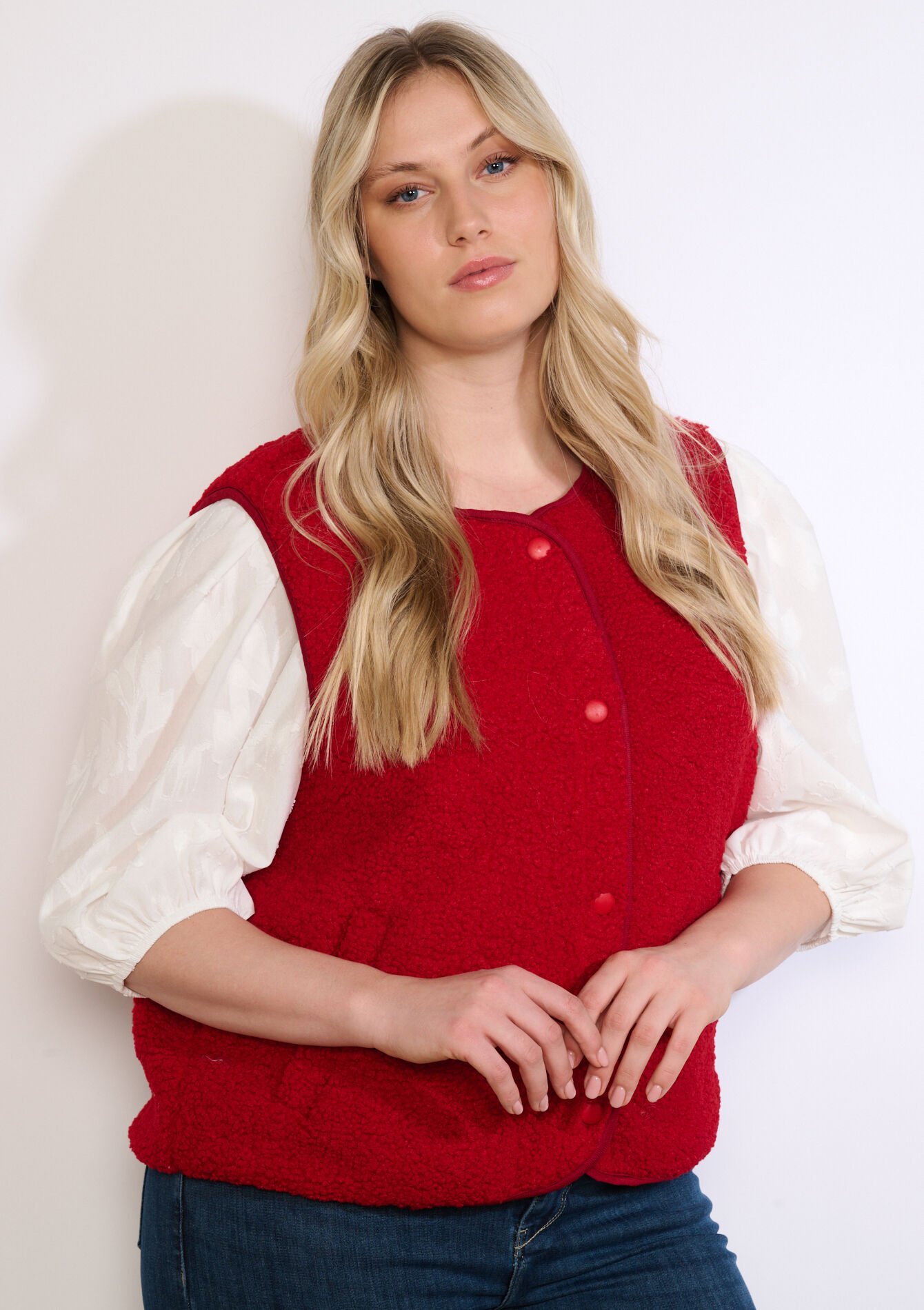Mouwloos vest met textuur - RED LOLLIPOP - 09001527_5301
