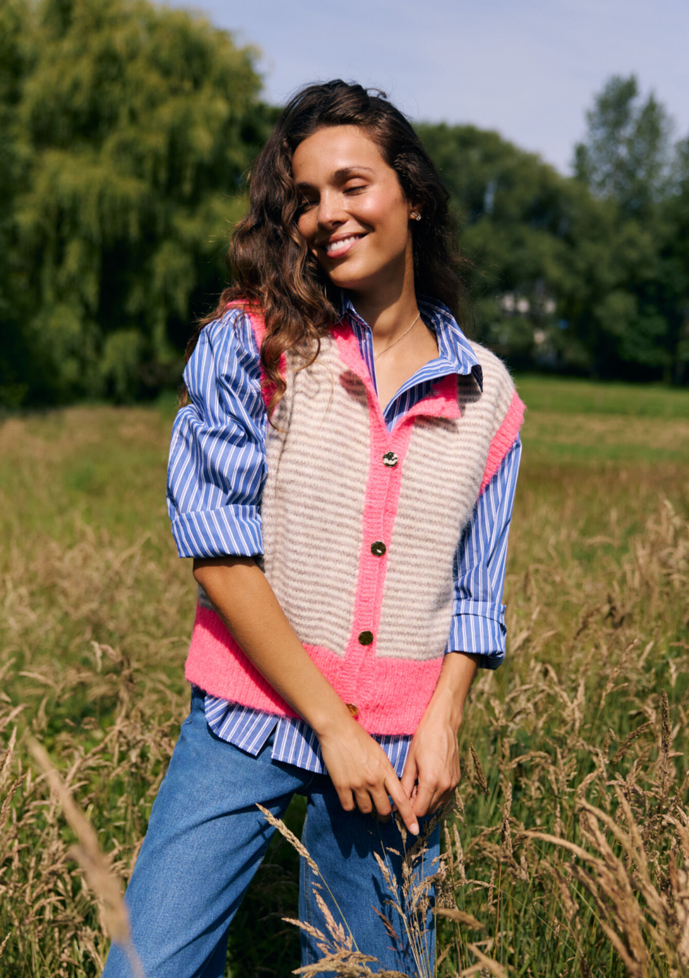 Gilet rayé audacieux, , back