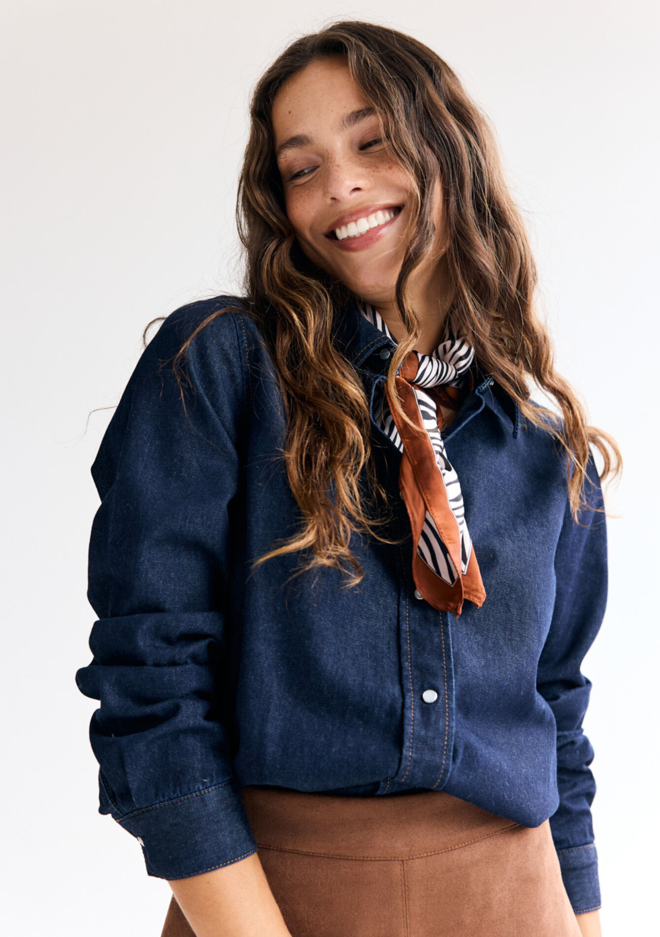 Denim blouse met knopen, Denim blouse met knopen - DARK BLUE - 05702907_0501