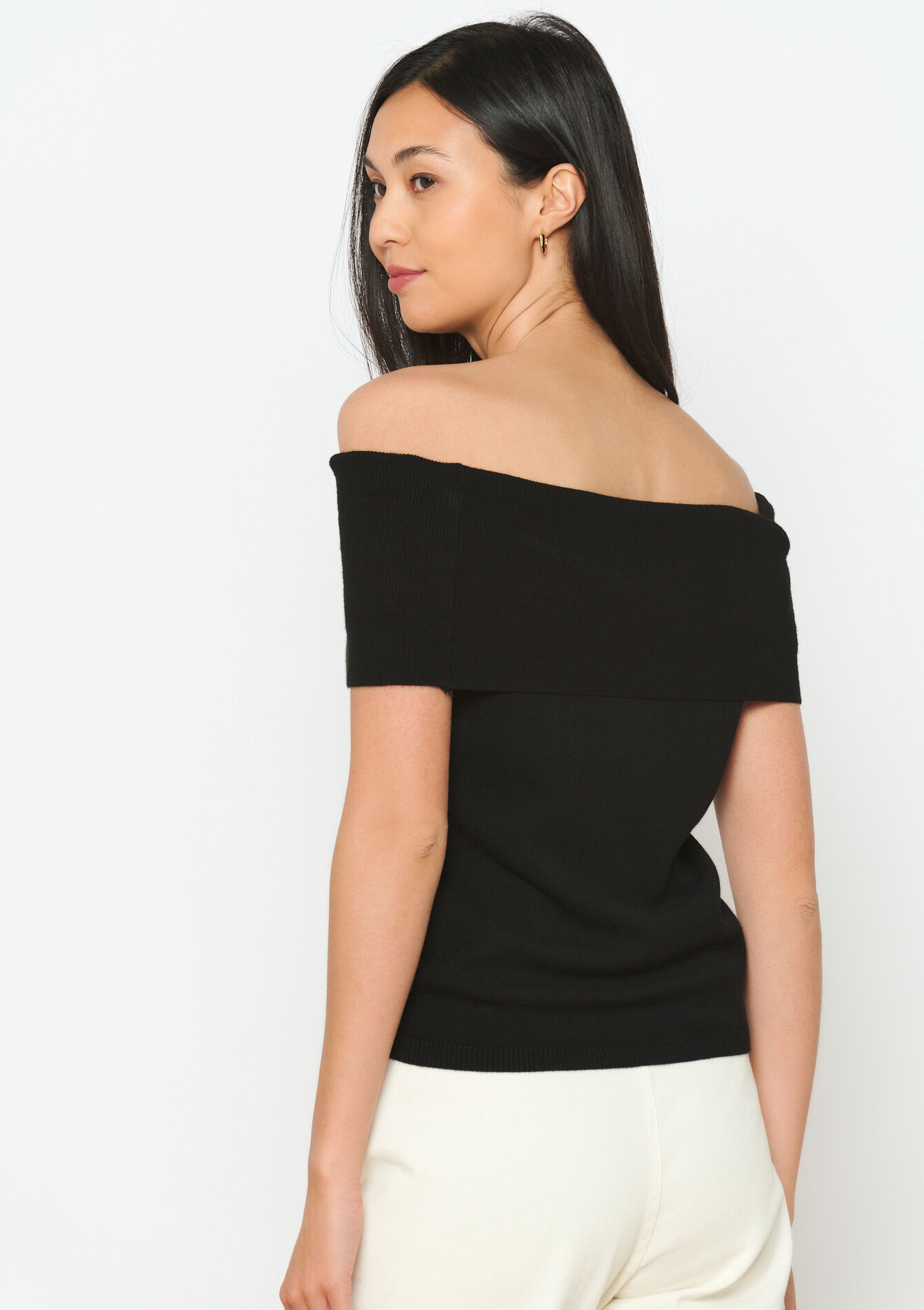 Off-shoulder T-shirt - BLACK - 02100272_1119
