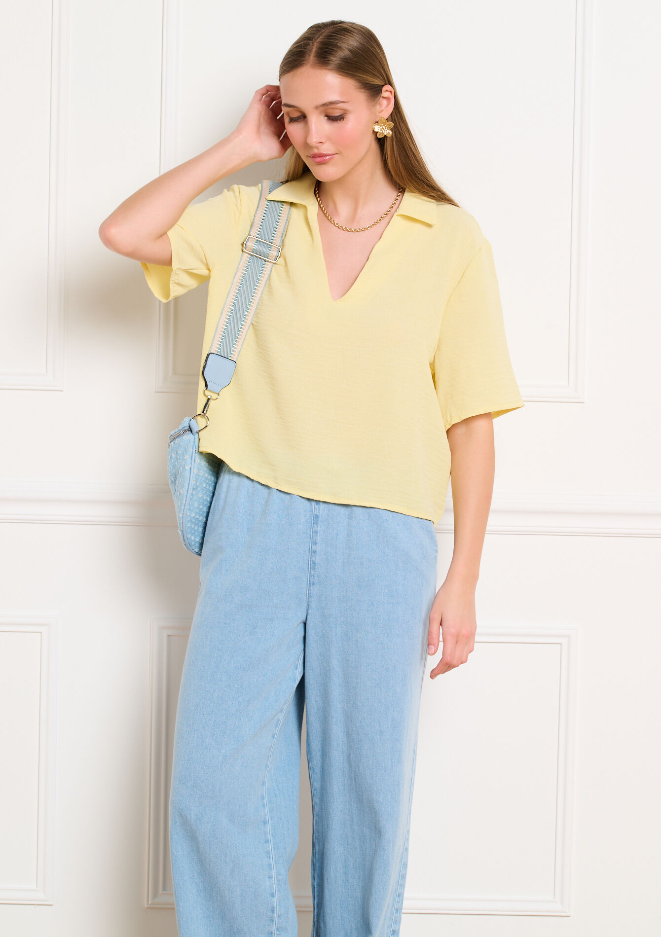 Vloeiende blouse met polokraag, Vloeiende blouse met polokraag - YELLOW PASTEL - 05703062_5004