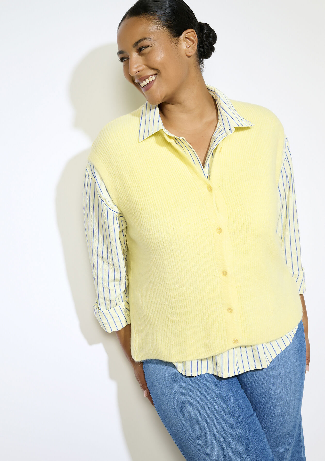 Zachte mouwloze gilet, Zachte mouwloze gilet - YELLOW PASTEL - 04101334_5004