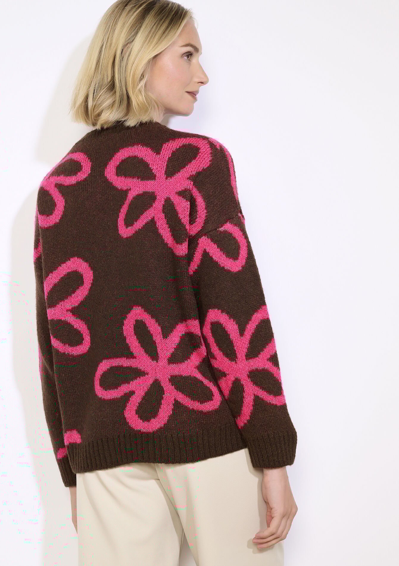 Trui met grote bloemen, Trui met grote bloemen - BROWN DARK CHOCOLATE - 04007101_3720