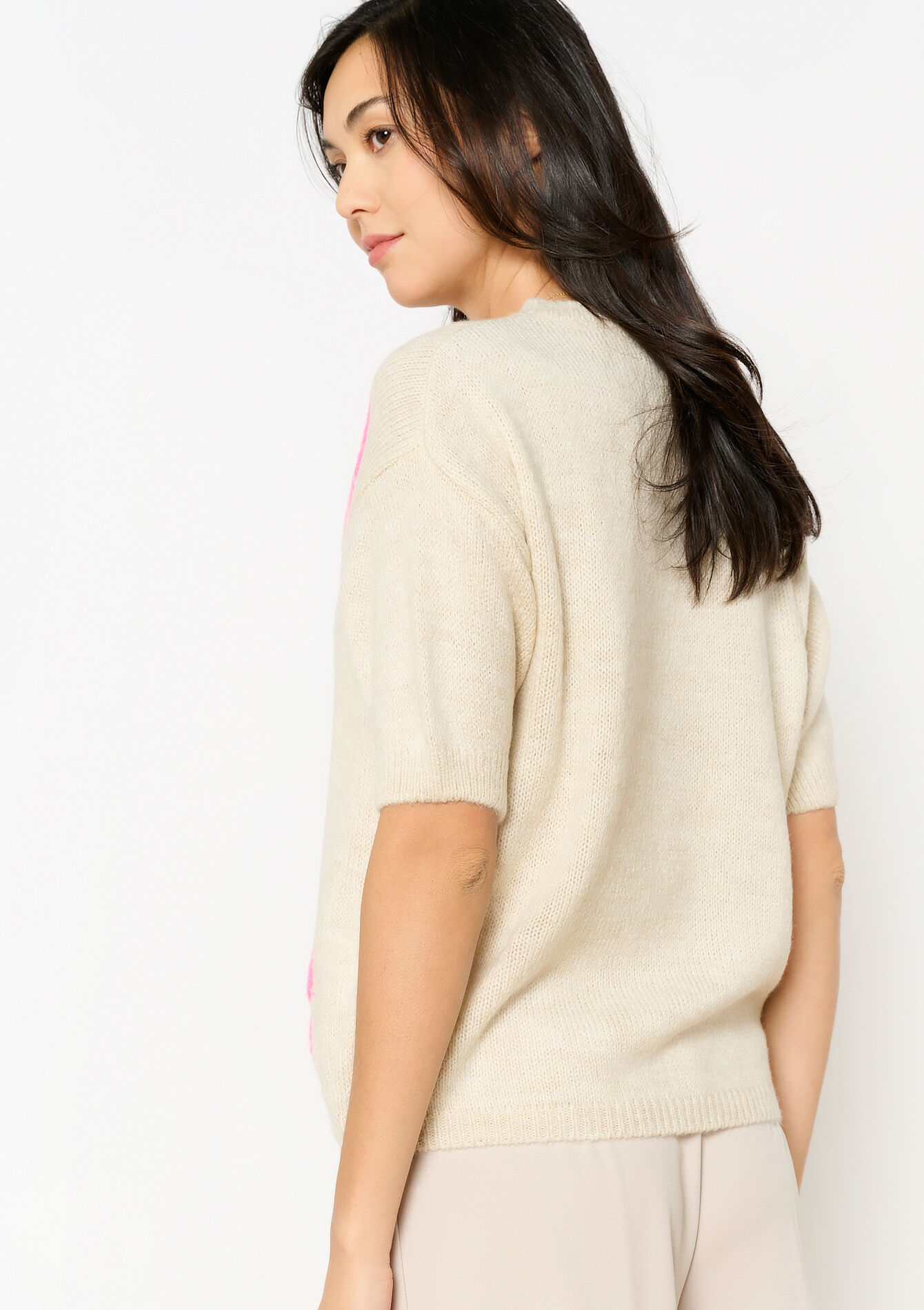 Pull avec fleurs - VANILLA WHITE - 04006869_1013