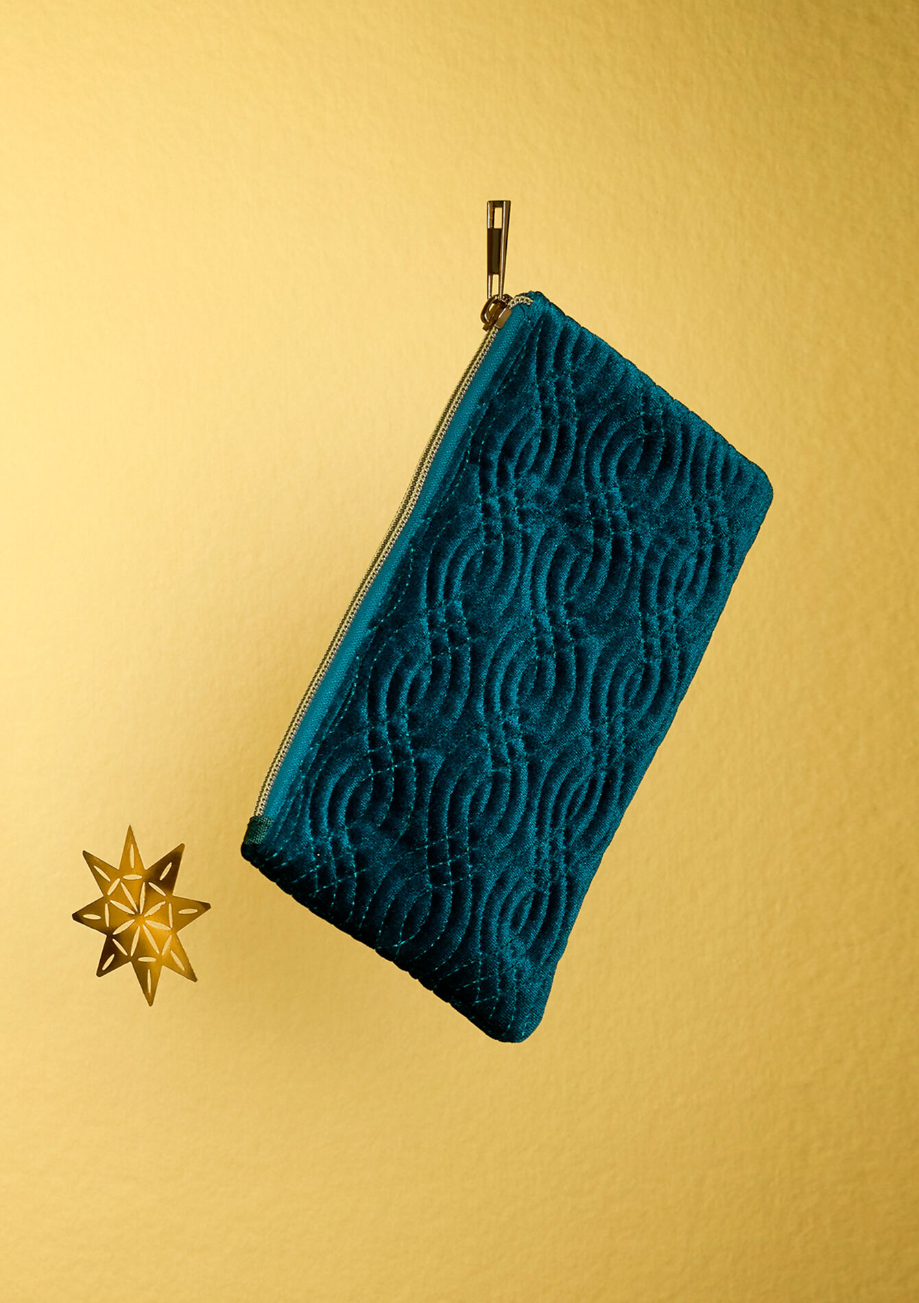 Velvet pouch with stitching, Velvet pouch with stitching - BLUE DUCK - 1085240