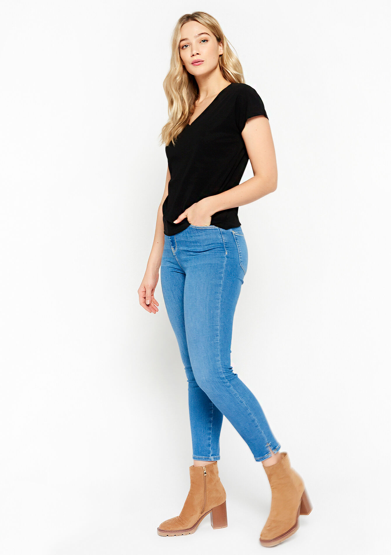 T-shirt à col V - BLACK - 02301360_1119