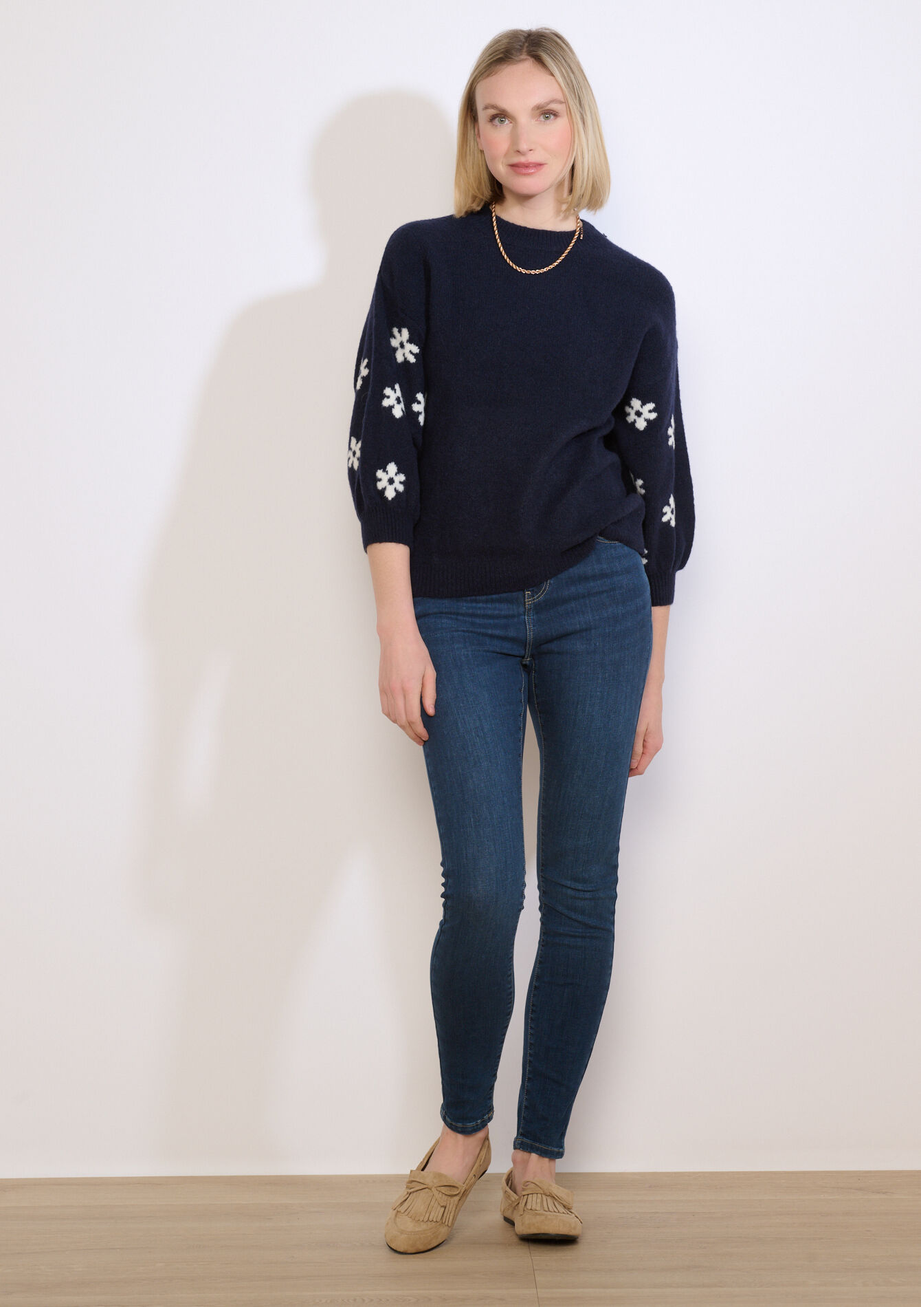 Trui met jacquardbloemen - NAVY BASIC - 04007215_2723