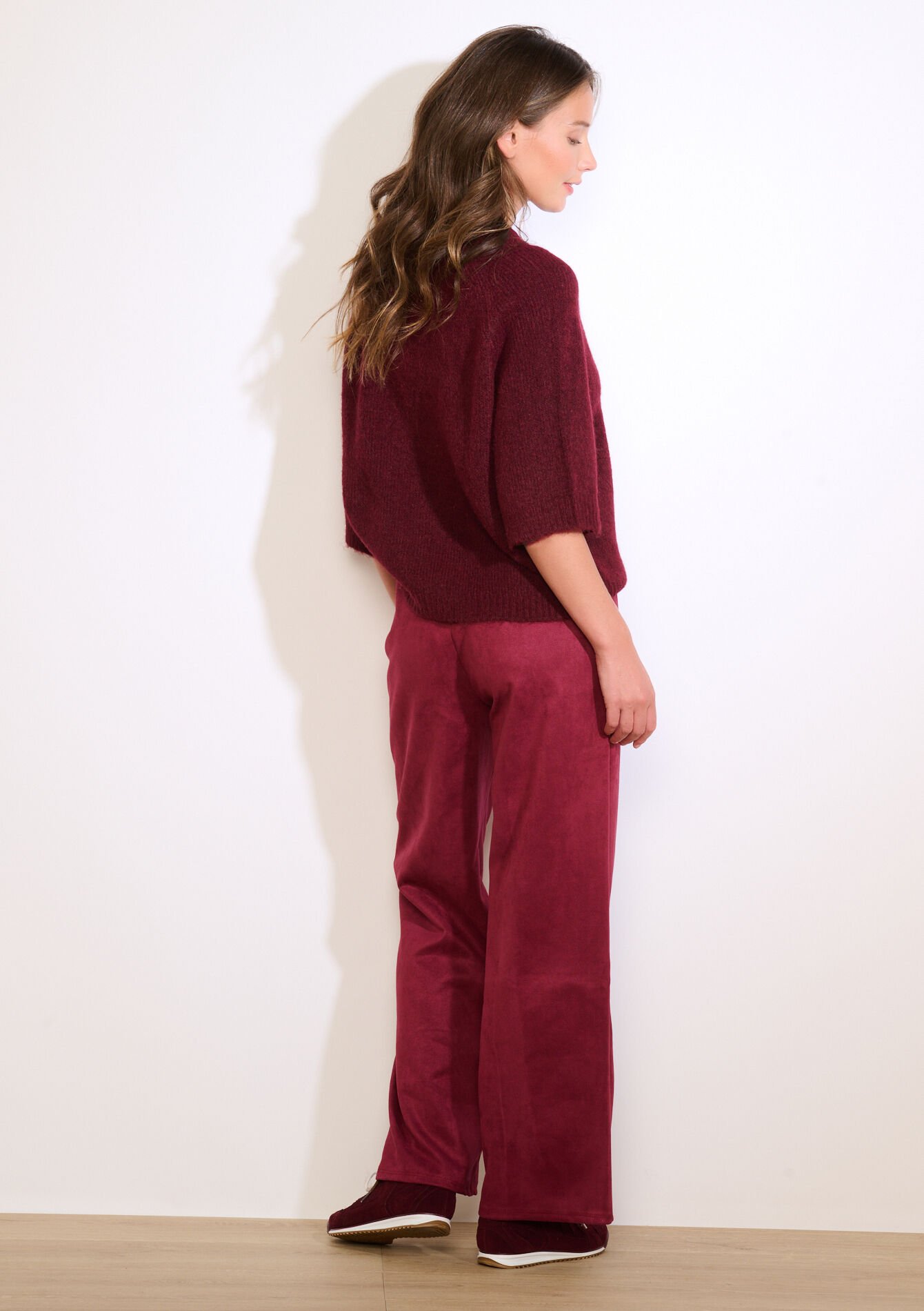 Suèdelook broek met wijde pijp, Suèdelook broek met wijde pijp - AUBERGINE - 06601080_1537