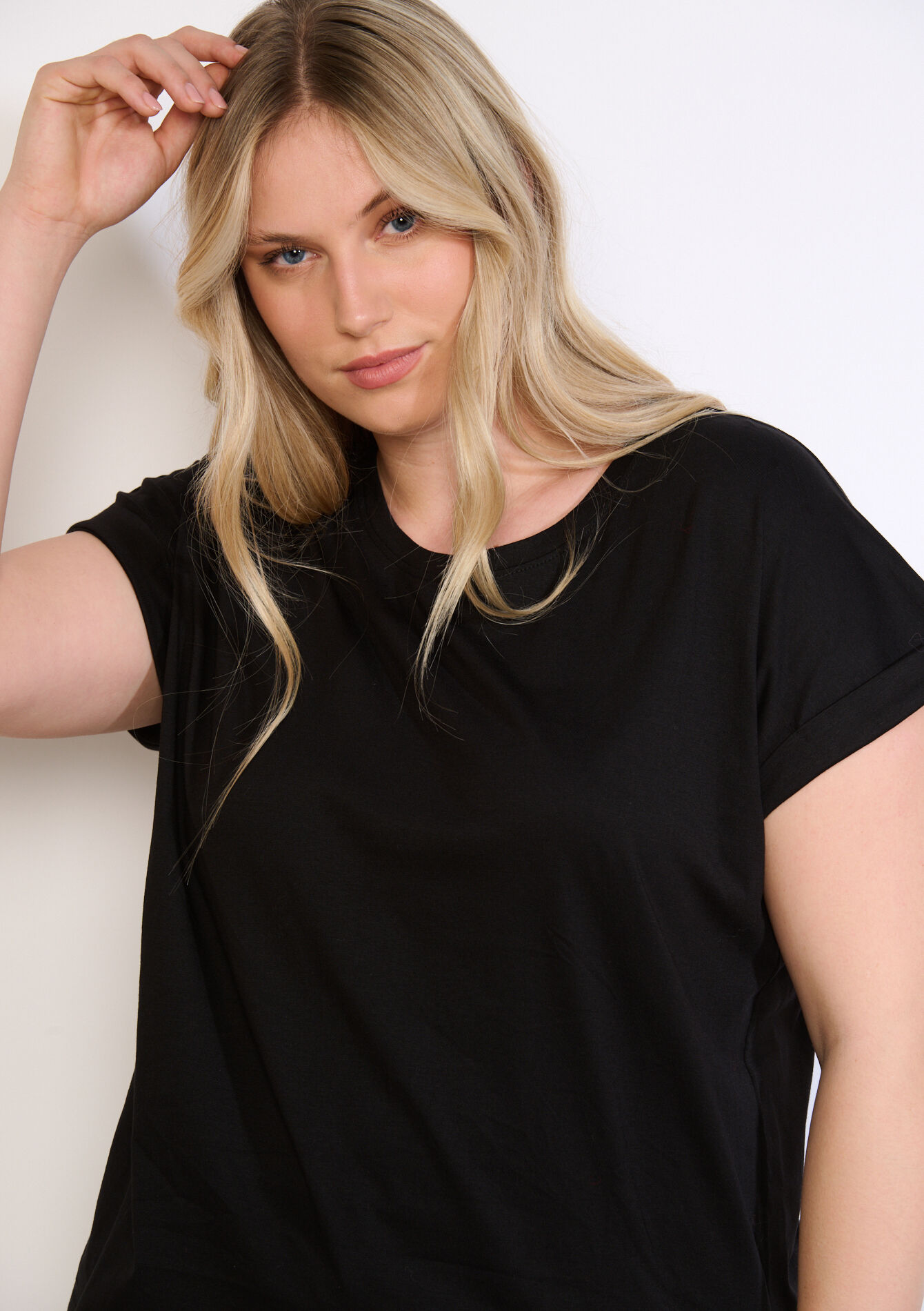 Losvallende T-shirt - BLACK - 02301926_1119