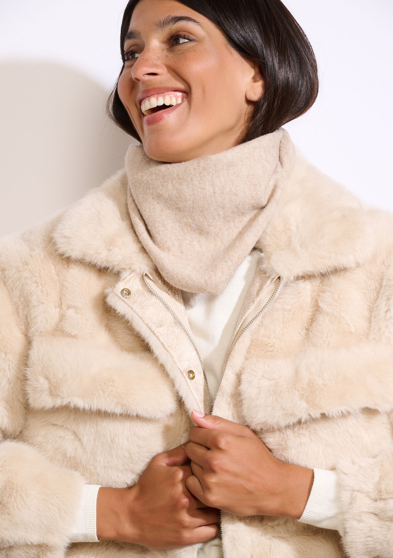 Triangular wool-viscose scarf, Triangular wool-viscose scarf - LT BEIGE - 17101422_2527