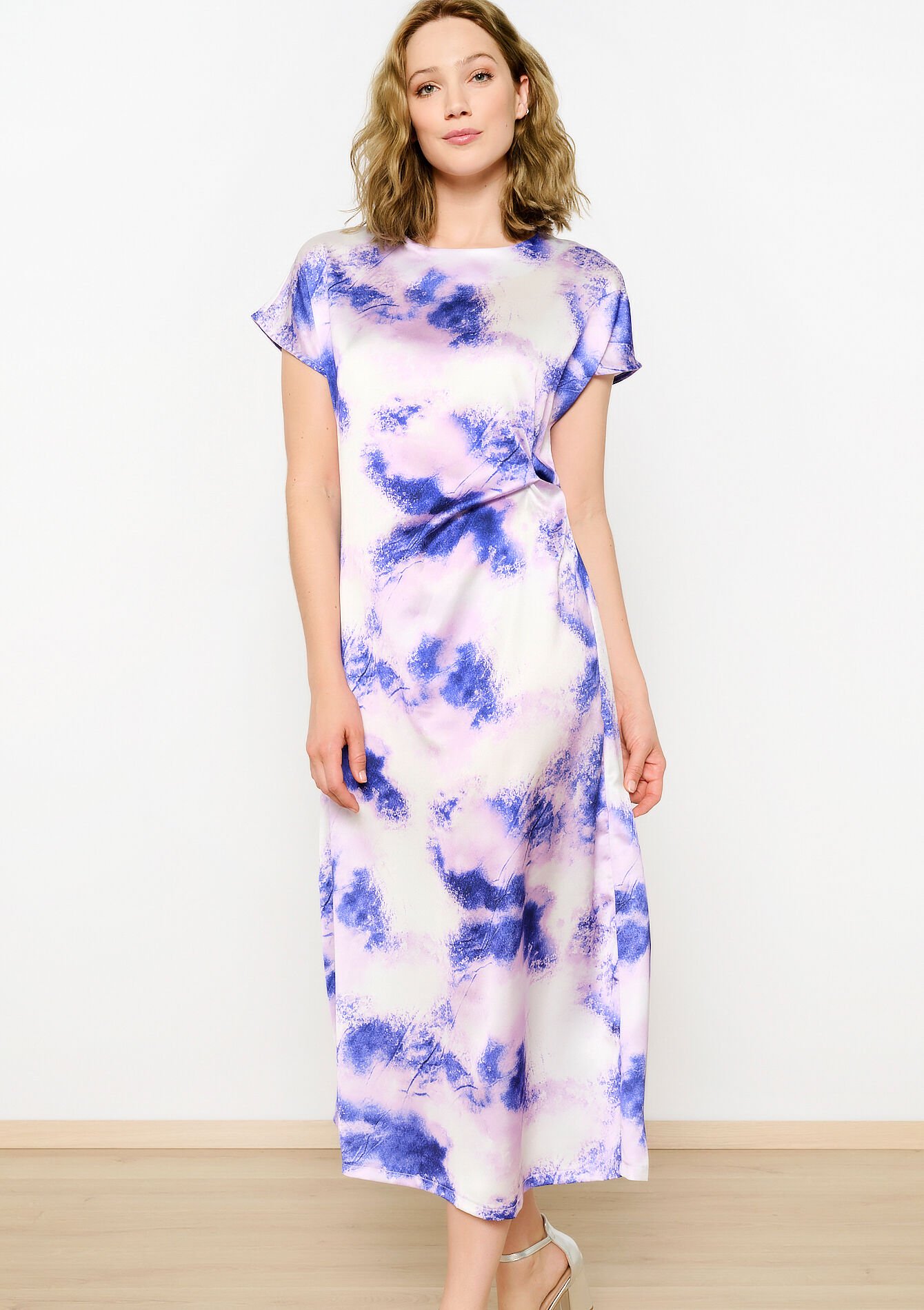 Satijnen jurk met print - OFFWHITE - 08103668_1001