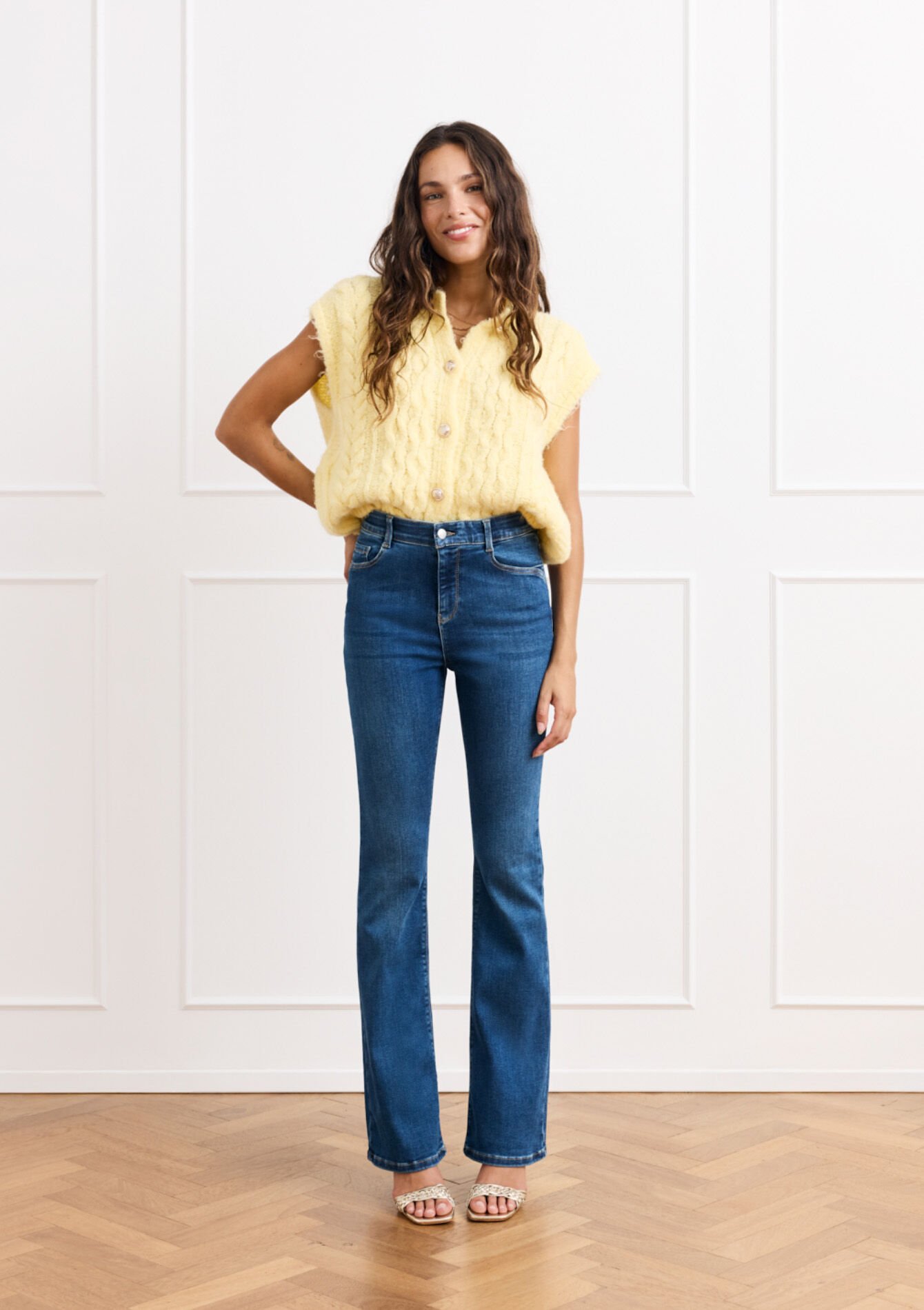 Jean bootcut taille haute multi-tailles, Jean bootcut taille haute multi-tailles, , back