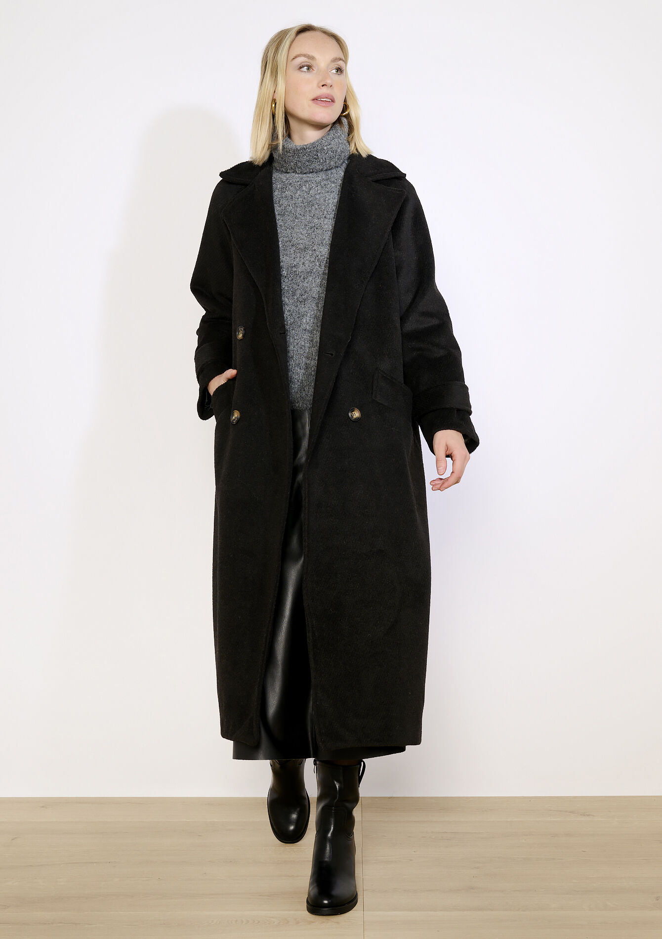 Lange jas met dubbele rij knopen, Lange jas met dubbele rij knopen - BLACK - 23000808_1119