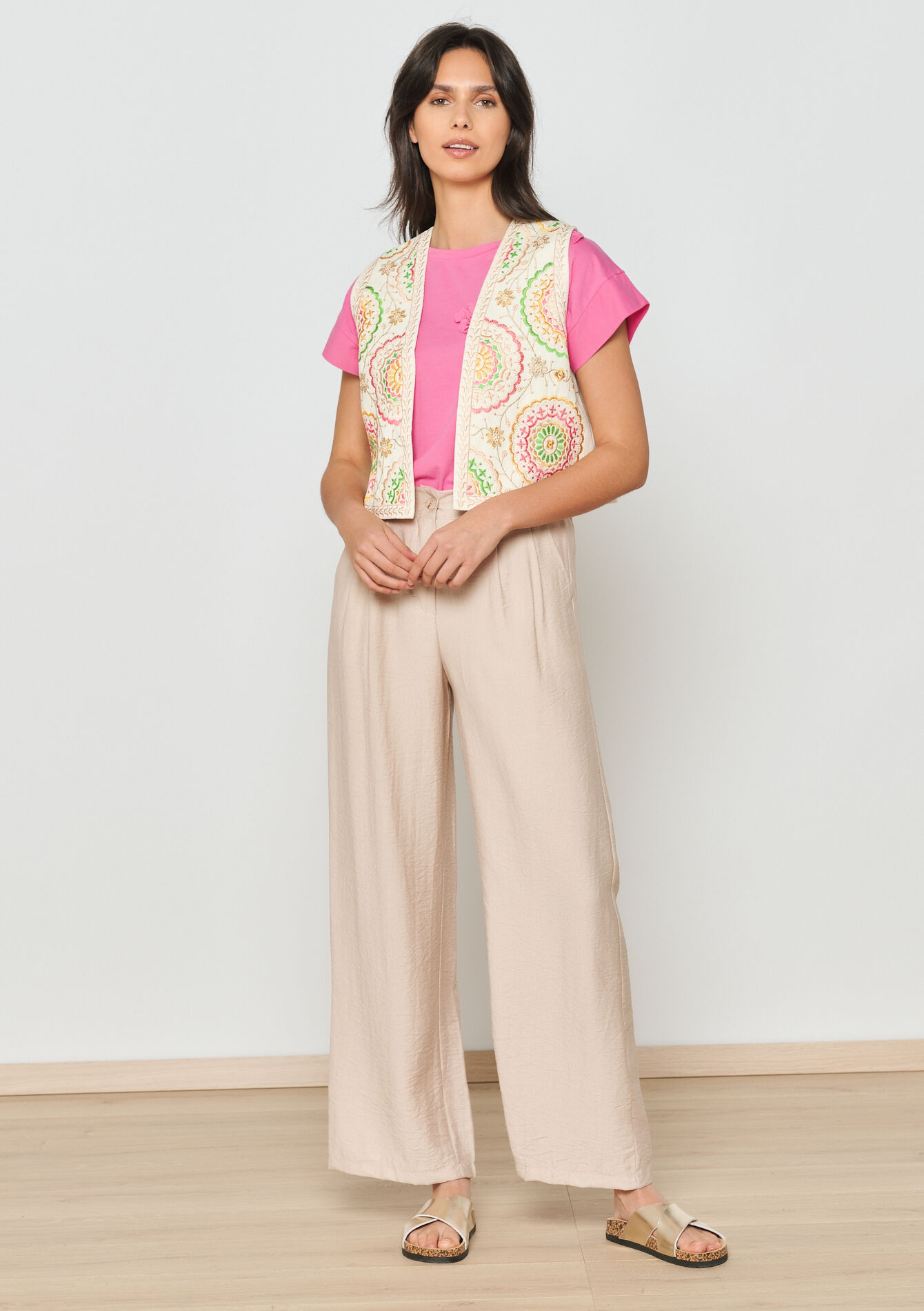 Geborduurde gilet in keperstof - VANILLA WHITE - 09001419_1013