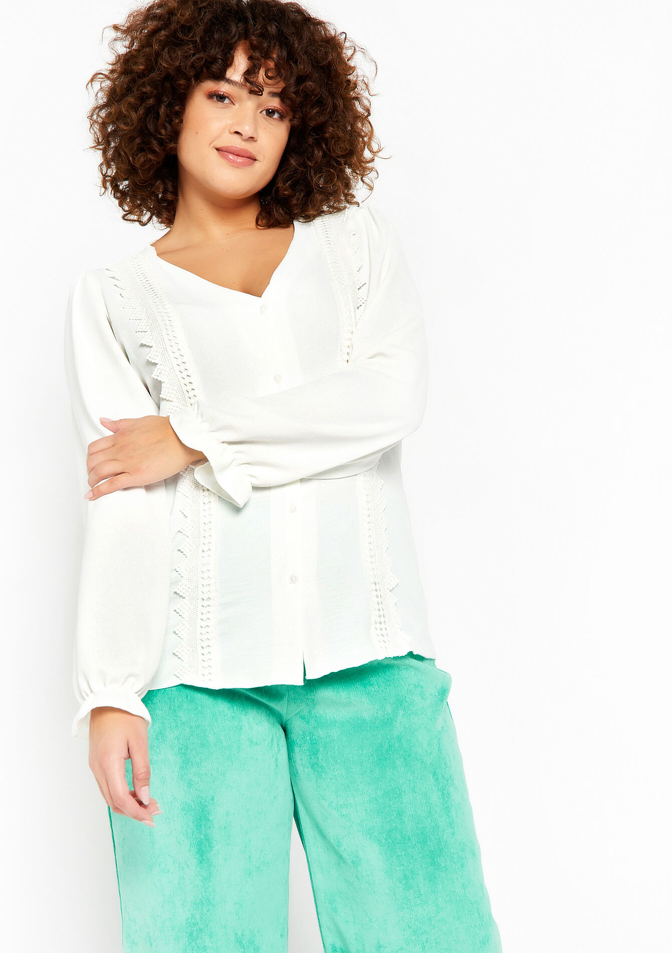 Blouse with embroidery - OPTICAL WHITE - 05702131_1019