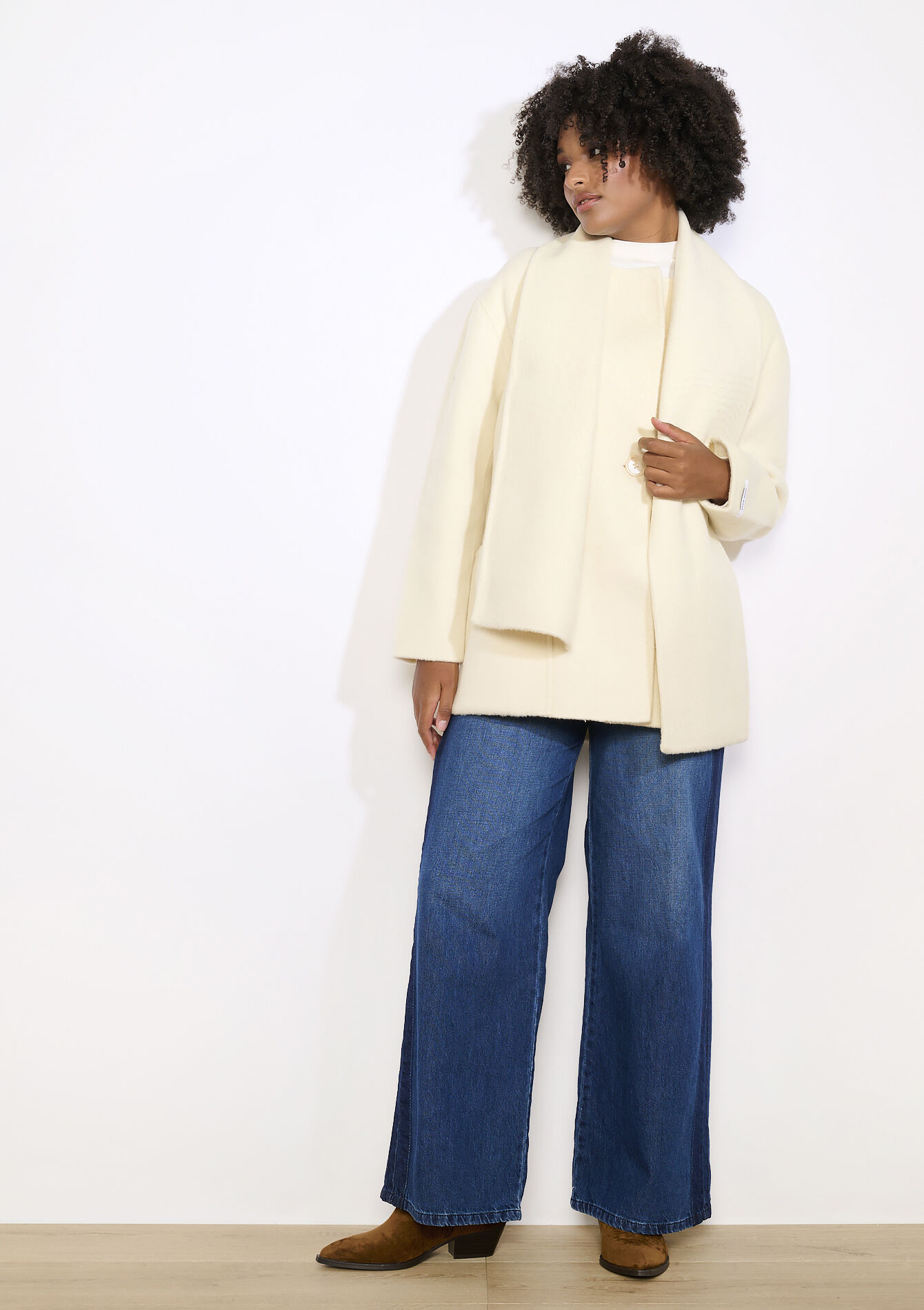 Short wool coat with scarf, Short wool coat with scarf - VANILLA WHITE - 23000778_1013