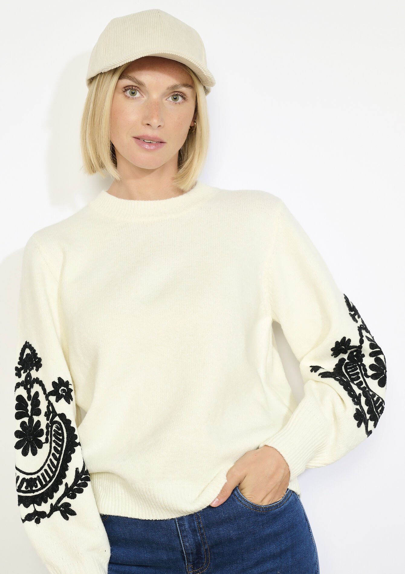 Corduroy pet - VANILLA WHITE - 17002208_1013