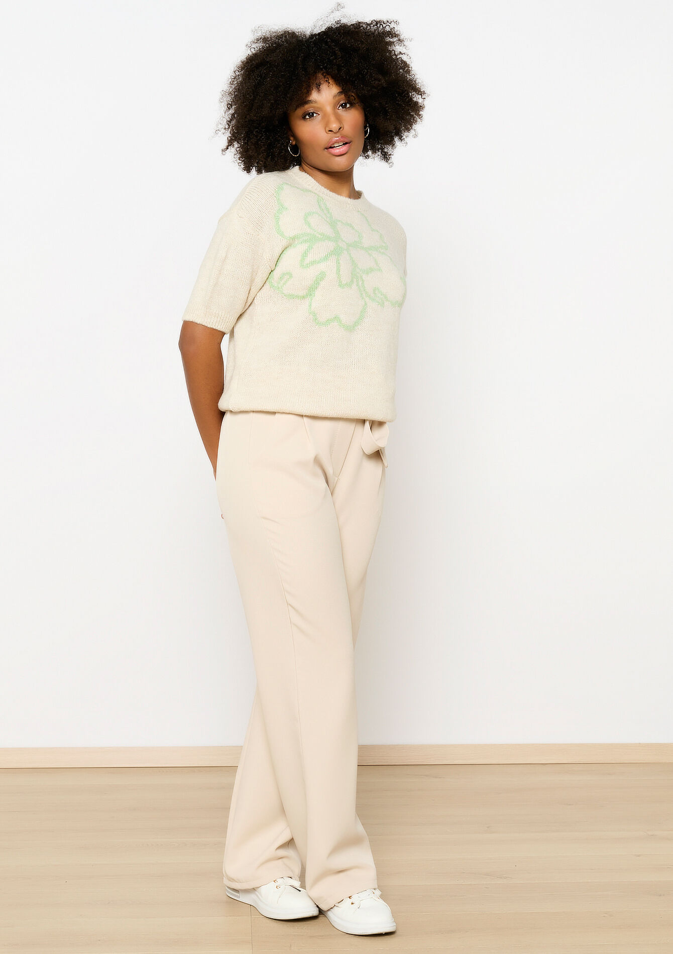 Pull avec grande fleur, Pull avec grande fleur - VANILLA WHITE - 04006878_1013