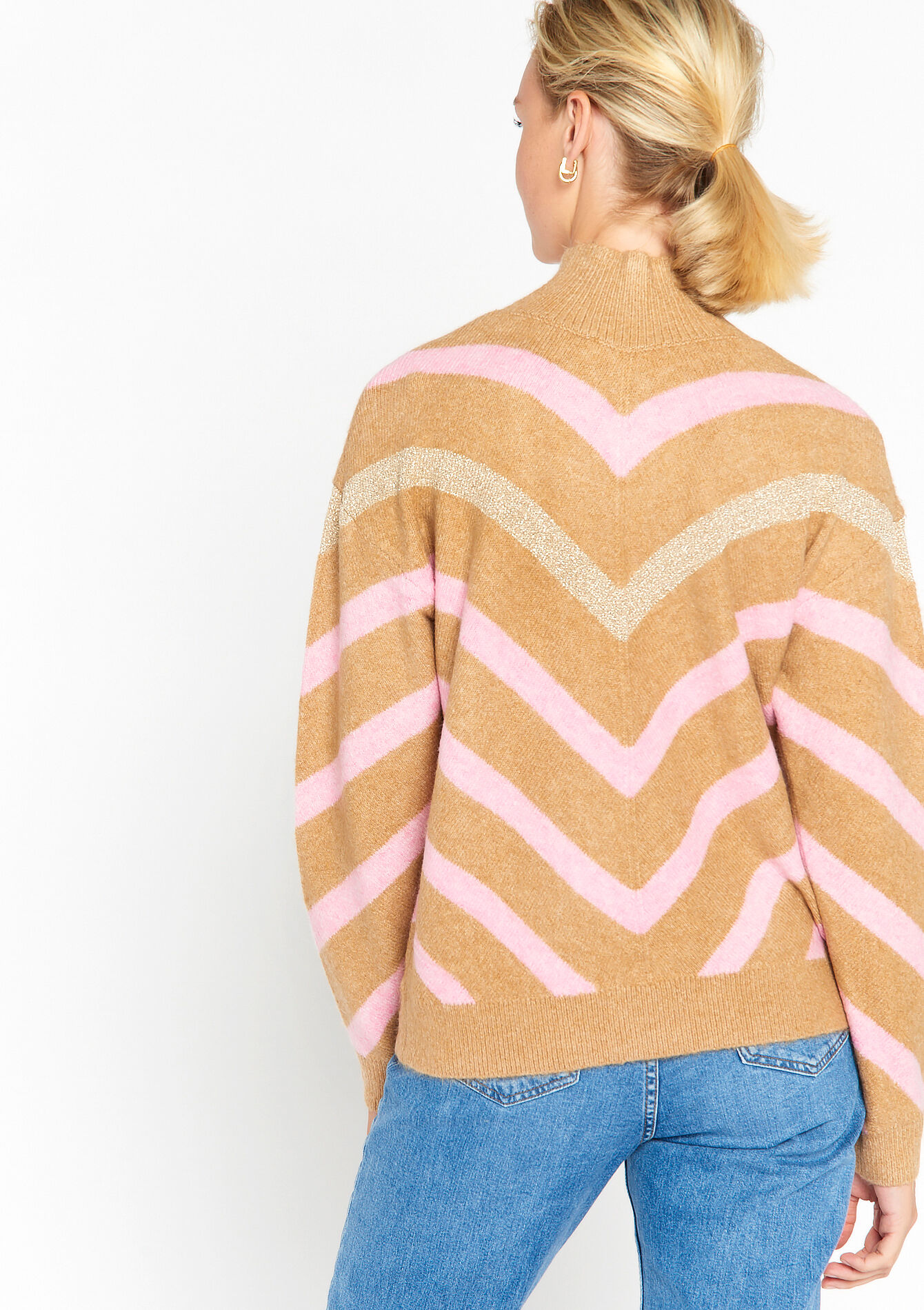 Turtleneck with V-pattern, Turtleneck with V-pattern - LIGHT CAMEL - 04006157_3814