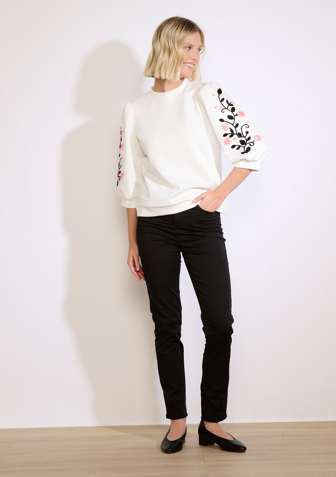 Embroidered sequin sweatshirt - OFFWHITE - 03001804