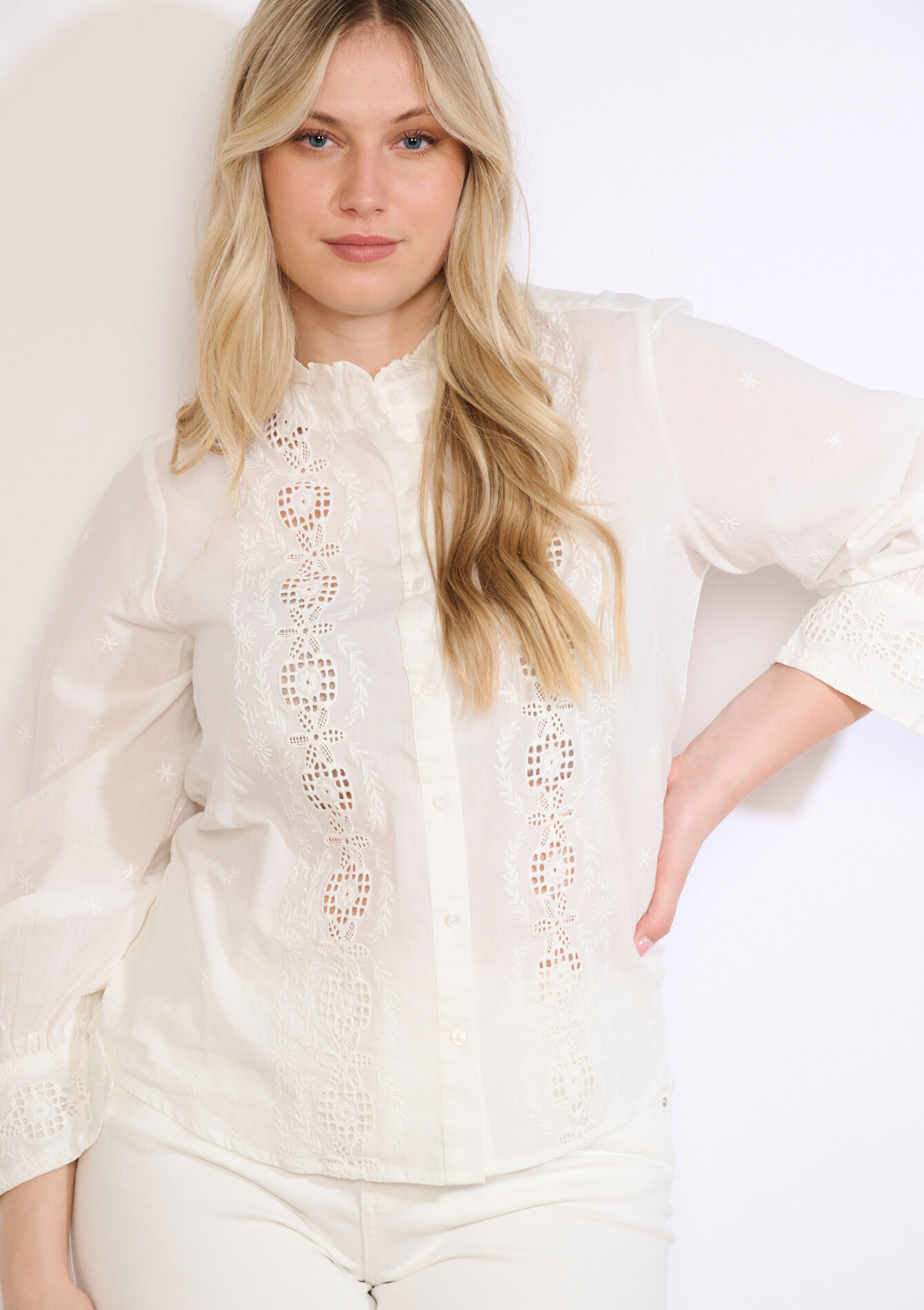Elegante witte blouse met broderie - OPTICAL WHITE - 05702953_1019