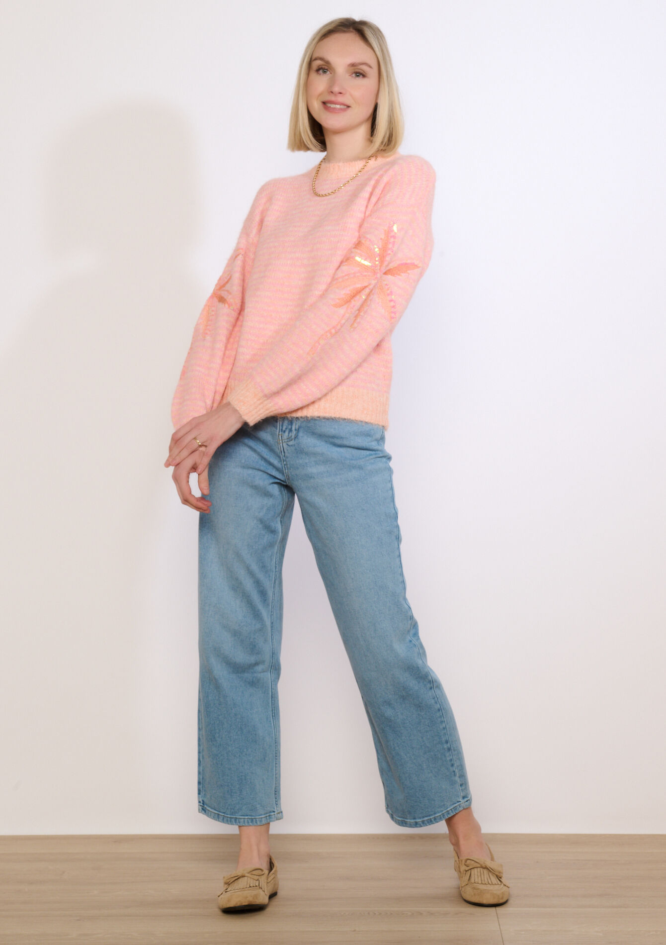 Pull brodé doux et texturé - CORAL BRIGHT - 04007168