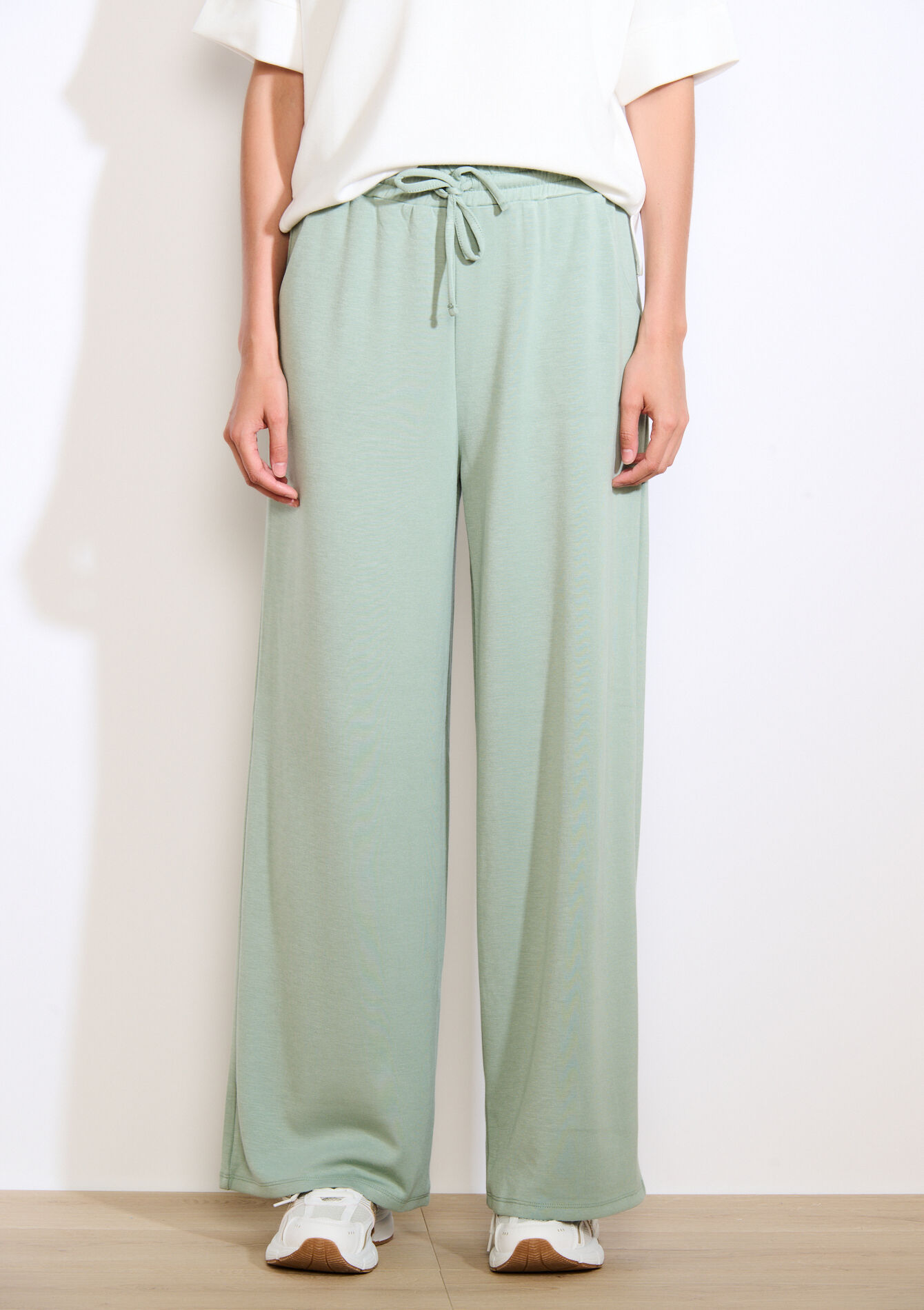 Wijde jersey broek, Wijde jersey broek - ALMOND GREEN - 15100384_1724