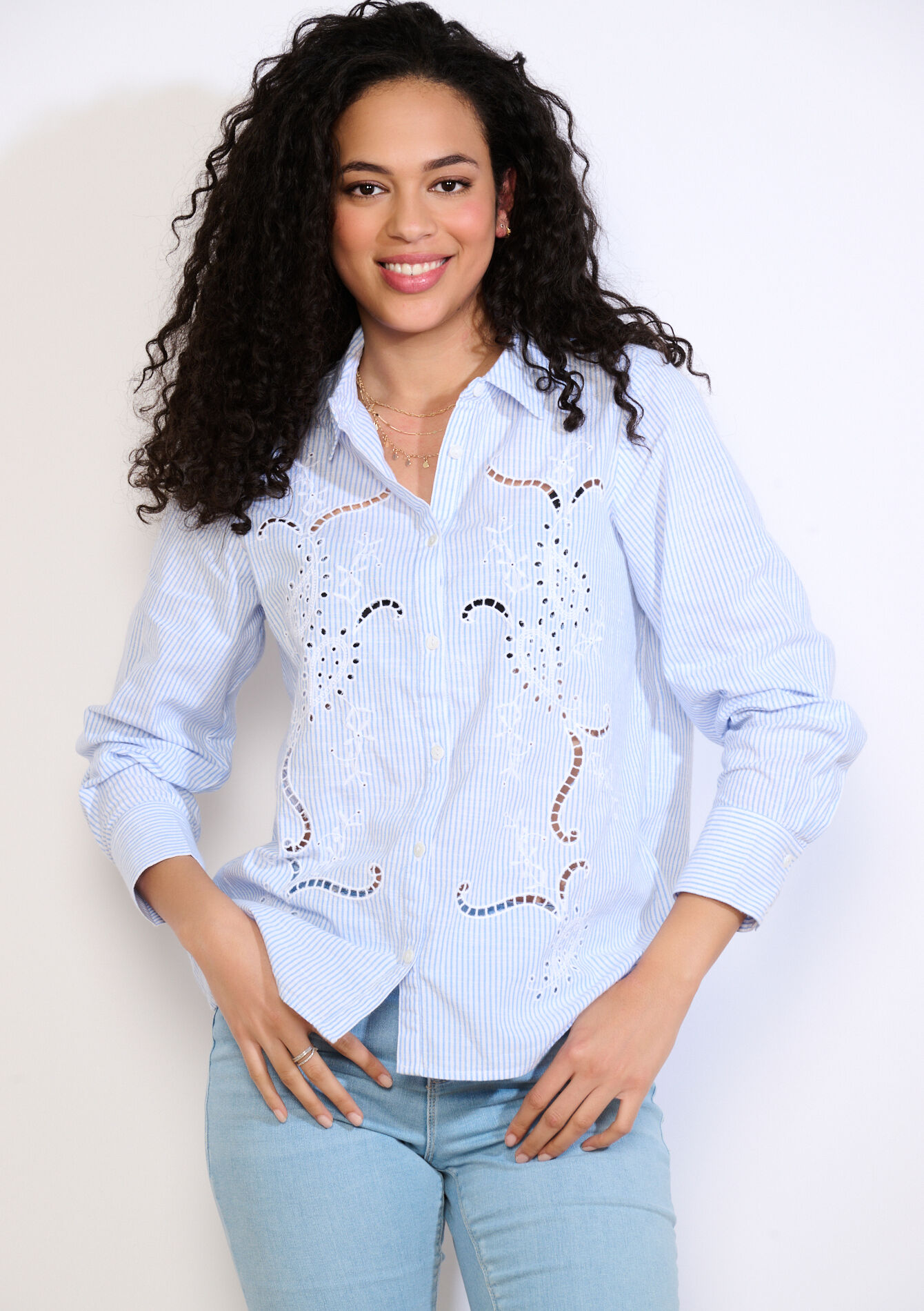 Gestreept hemd met borduurwerk - BLUE PASTEL - 05702951_3003