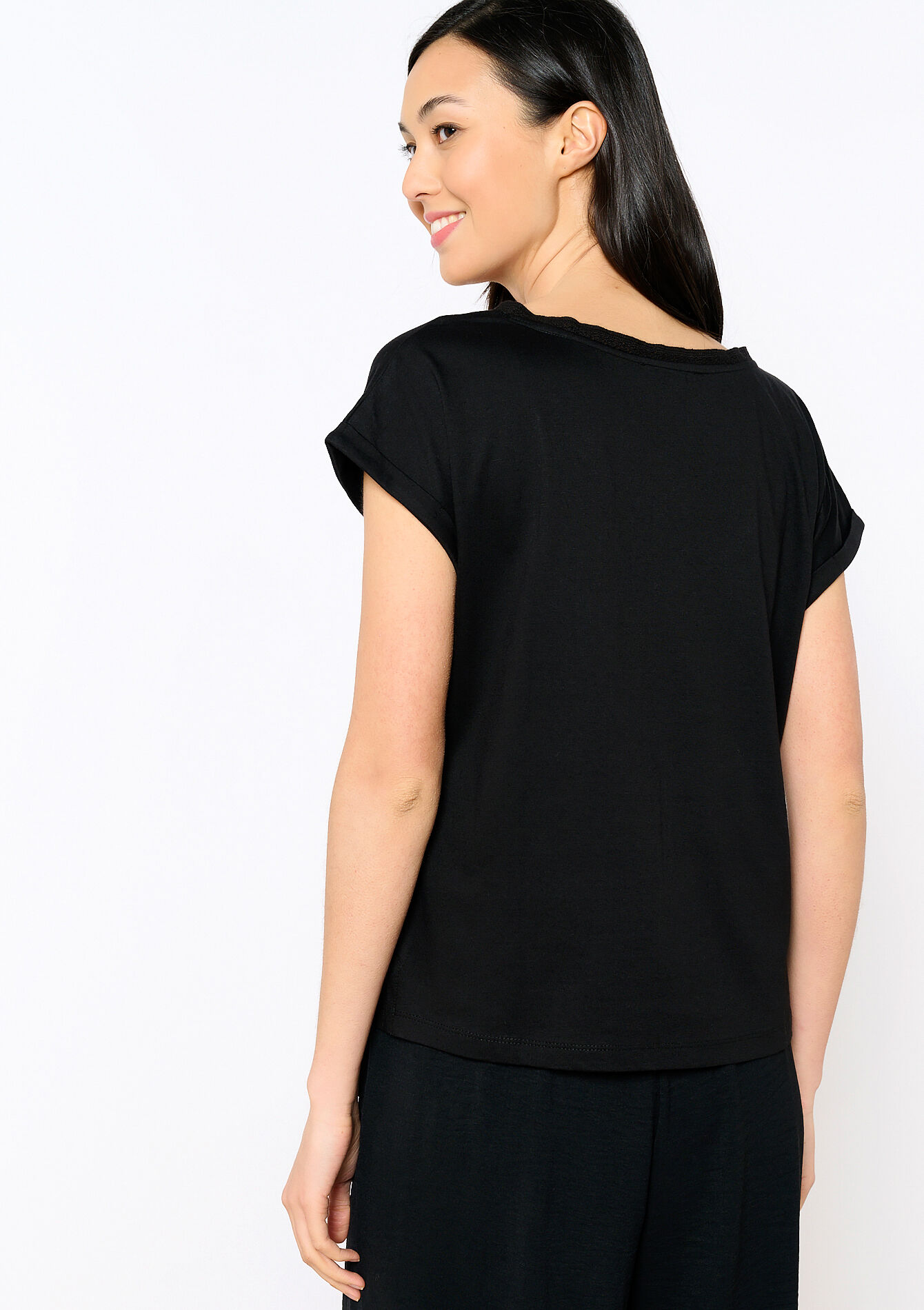 Basic T-shirt with V-neck, Basic T-shirt with V-neck - BLACK - 02301518_1119