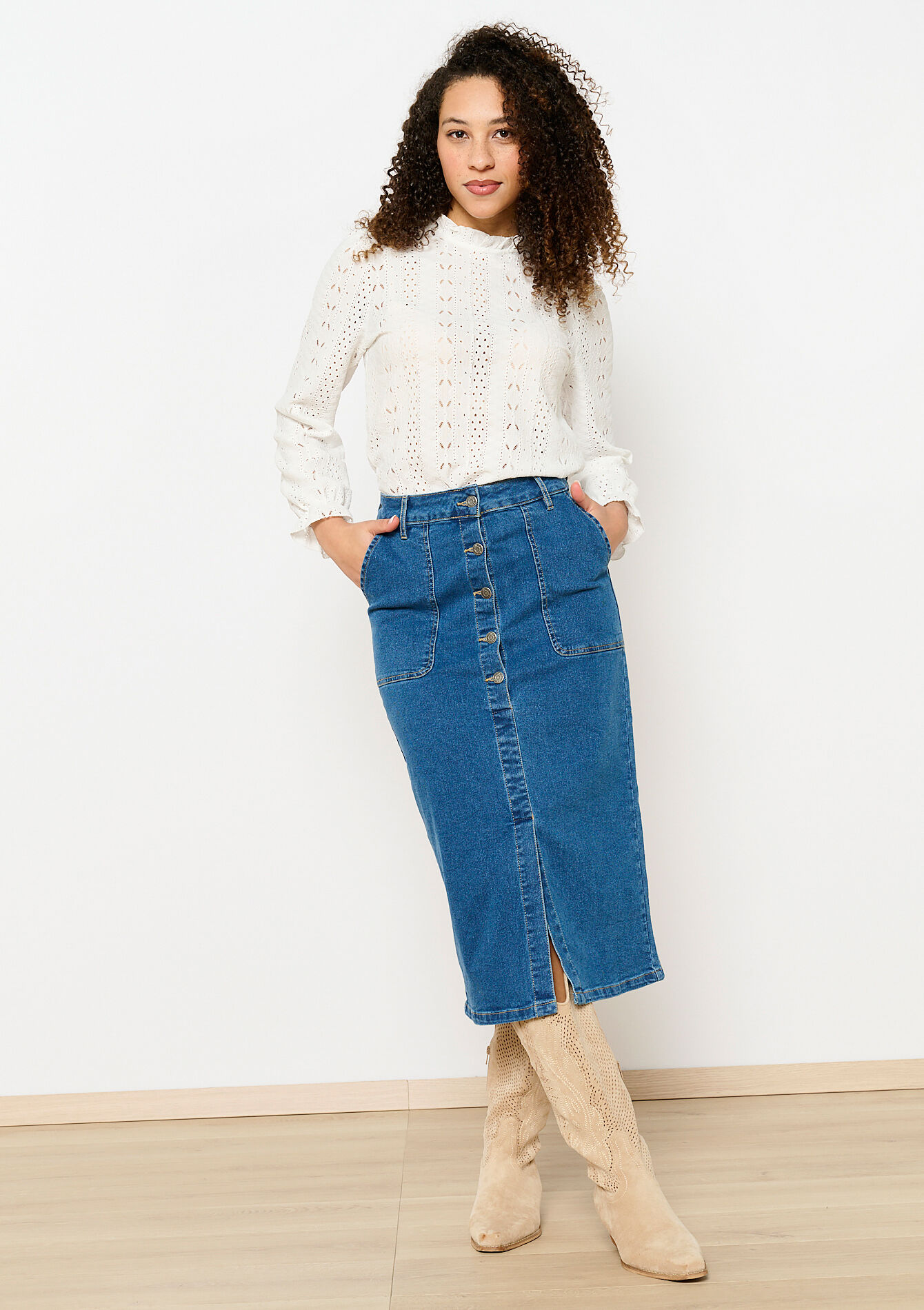 Midi denim skirt with buttons, Midi denim skirt with buttons - MEDIUM BLUE - 07101330_0500