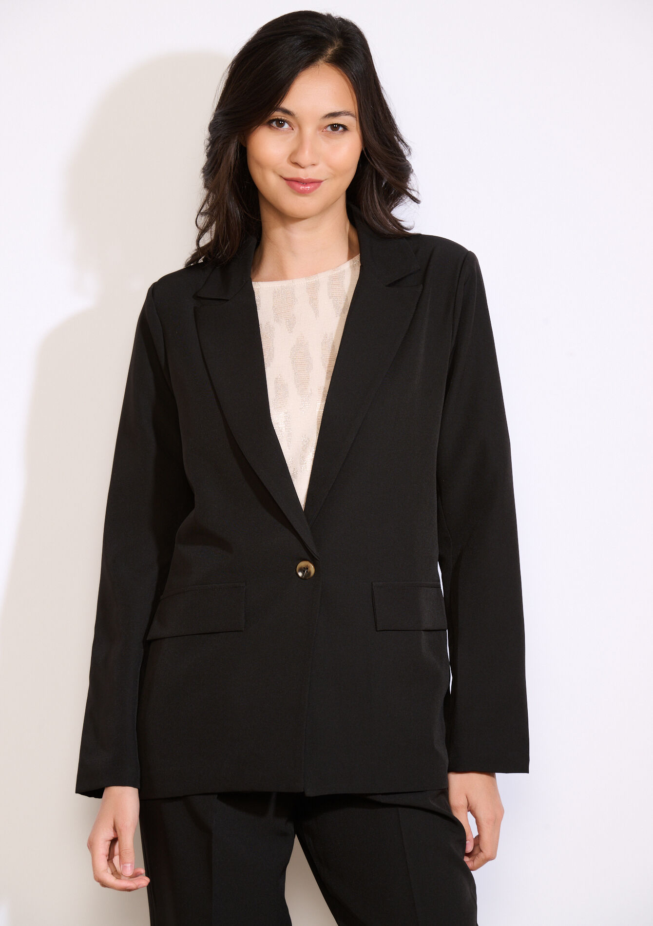 Getailleerde blazer met knoop, Getailleerde blazer met knoop - BLACK - 09101088_1119