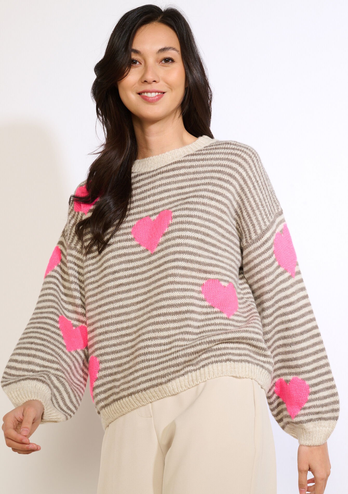 Gestreepte trui met hartjes - LT BEIGE - 04007107_2527